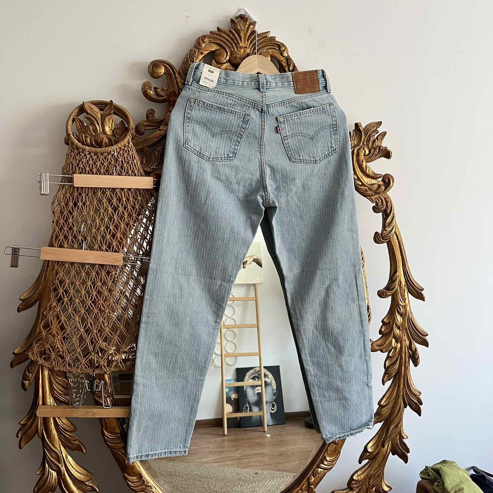 Levi's Vintage Levis 501 Light Blue Jeans 26x29 Size 26" / US 2 / IT 38 - 2 Thumbnail