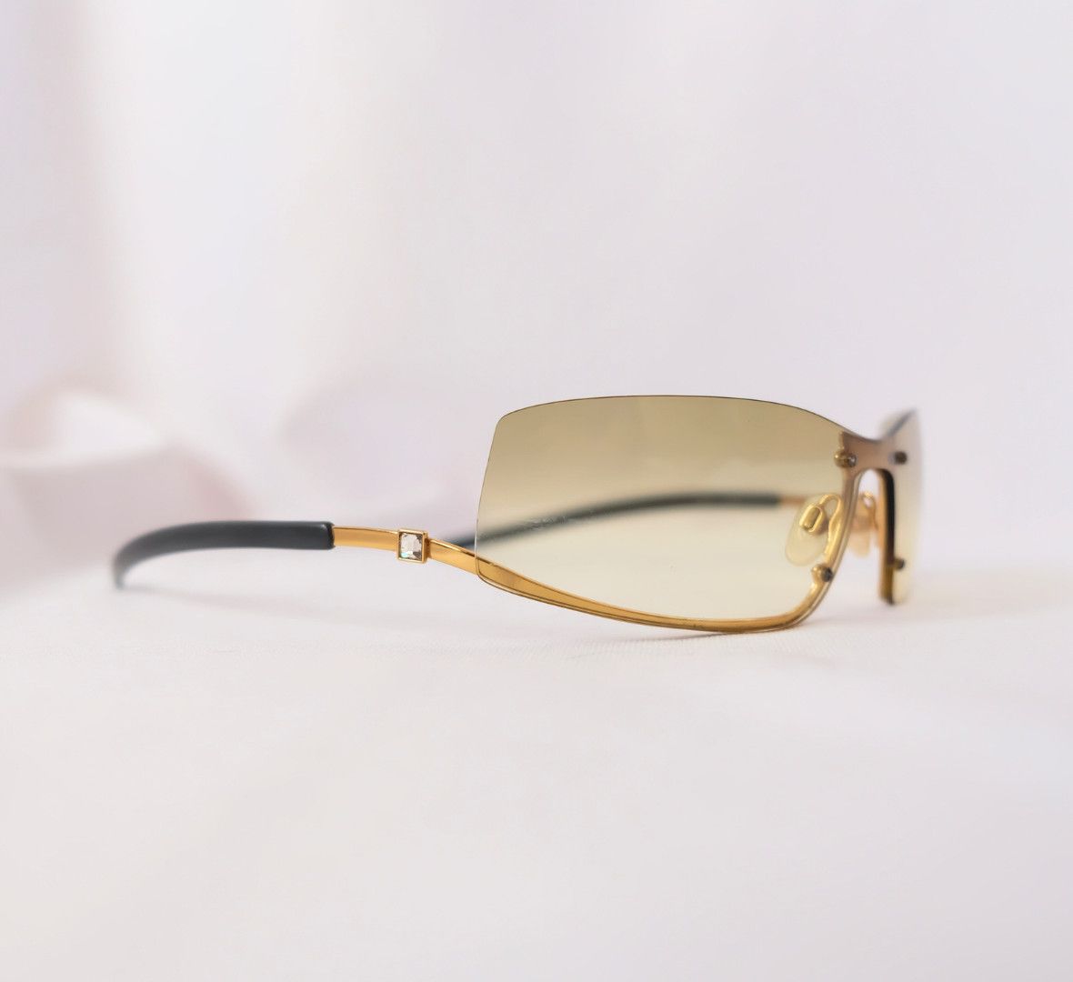 Chanel Vintage Chanel 4066 Women Sunglasses Size ONE SIZE - 2 Thumbnail