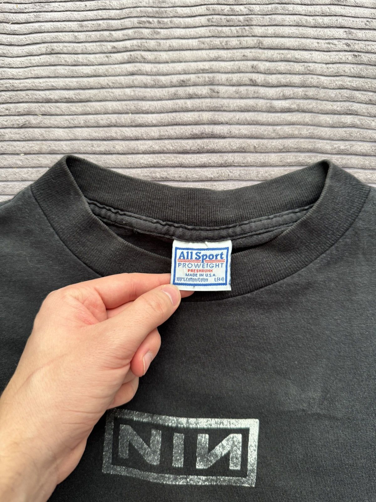 Band Tees Vintage 90s Nine Inch Nails Sin Band Tee Cropped Faded NIN Size US L / EU 52-54 / 3 - 4 Thumbnail
