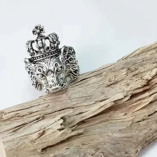 Japanese Brand Skull shield crown ring Size ONE SIZE - 3 Thumbnail