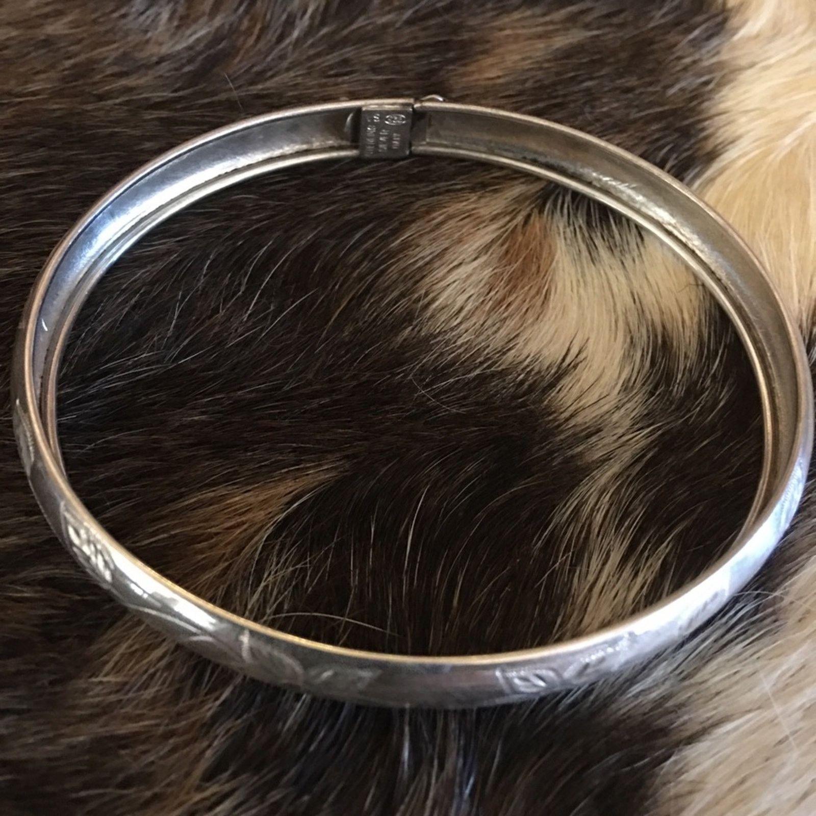 Vintage Vintage Italy sterling silver diamond cut bangle Size ONE SIZE - 2 Thumbnail