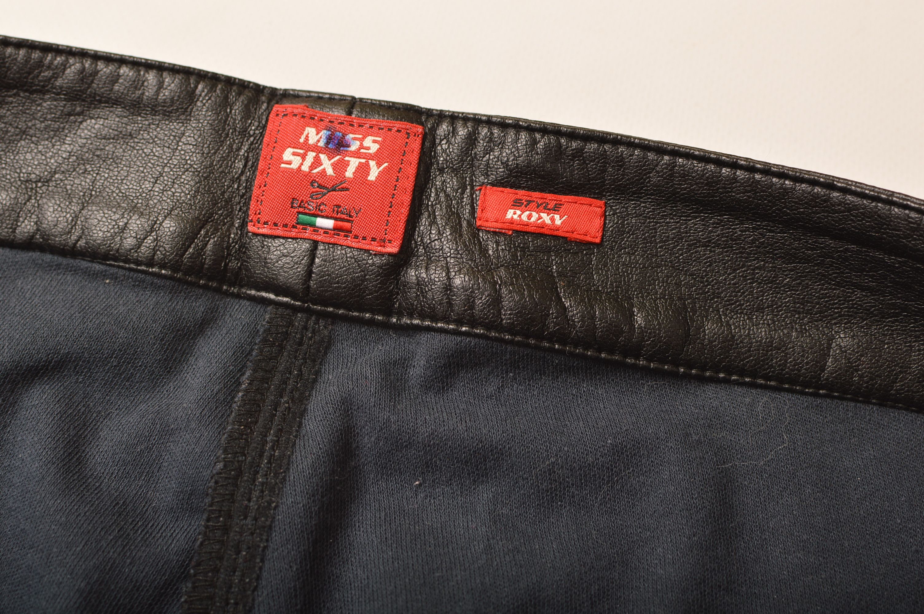 Miss Sixty Miss Sixty Roxy Vintage Y2K Faux Leather Flare Pants Size 27" / US 4 / IT 40 - 4 Thumbnail