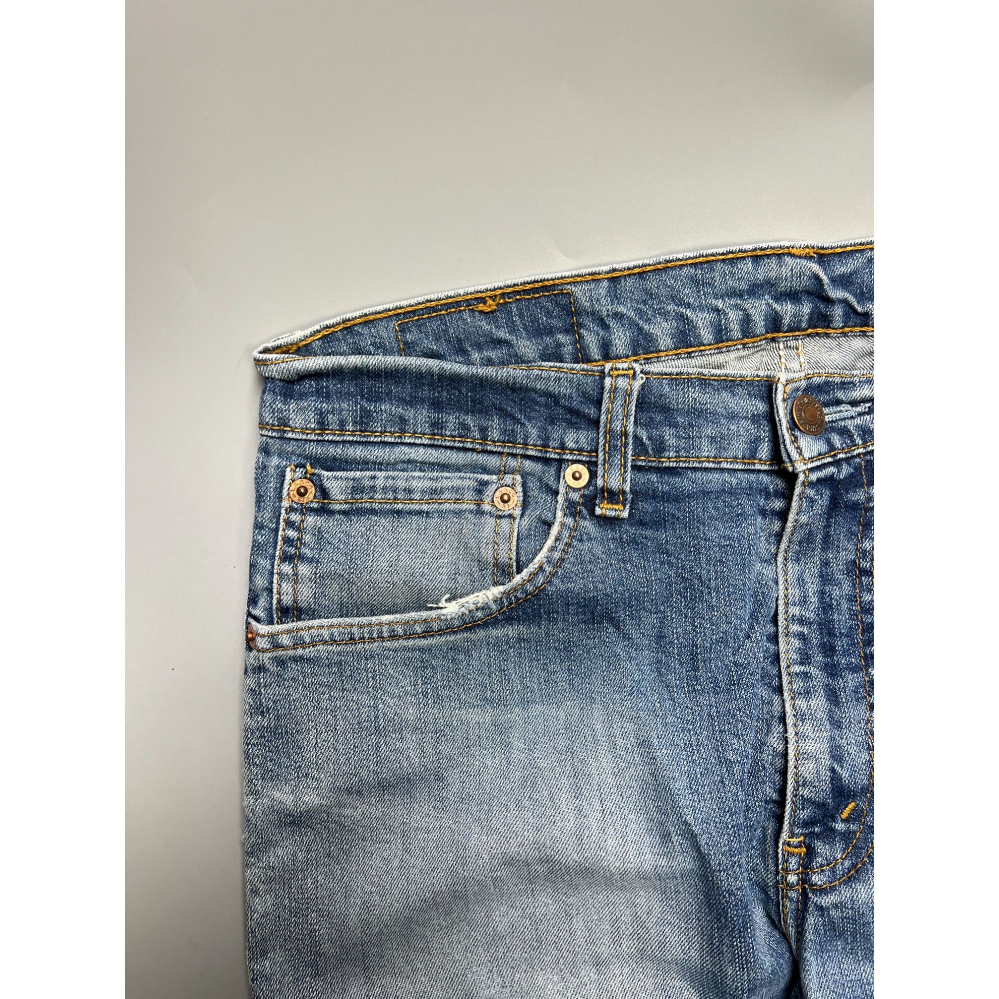 Levi's Vintage Clothing Levi’s Vintage Distressed Denim Jeans Pants (Y1048) Size US 34 / EU 50 - 5 Thumbnail