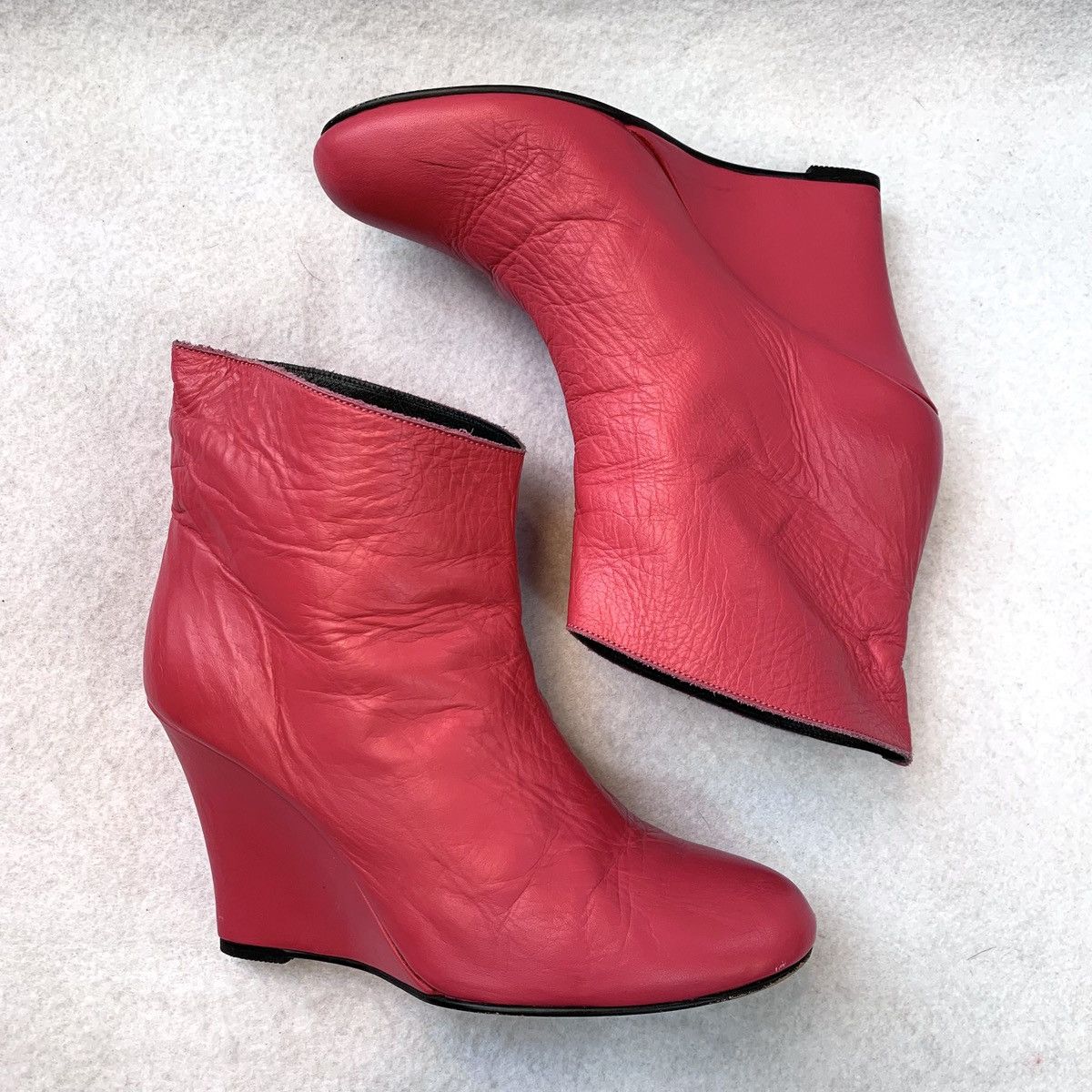 Limi Feu 1990s Limi Feu Sculpted Crimson Wedge Boots Size US 8 / IT 38 - 2 Thumbnail