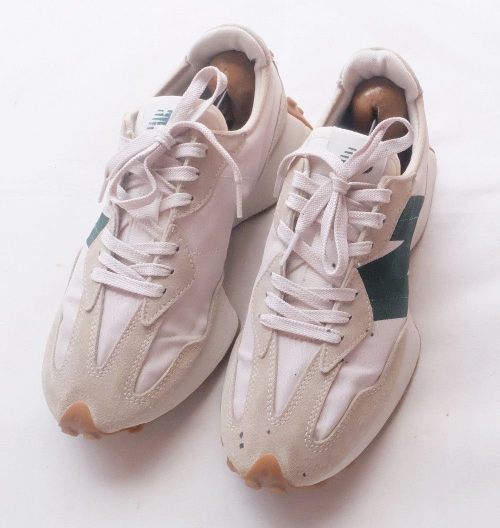 New Balance New Balance 327 “Timberwolf Nightwatch Green” Size US 8.5 / EU 41-42 - 1 Thumbnail