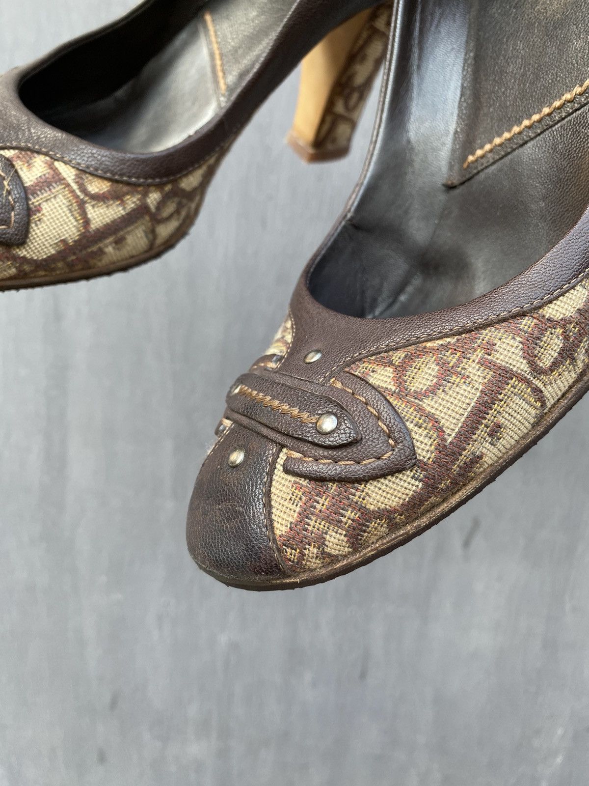 Dior × Vintage Christian Dior Monogram Leather Heels size 38 Size US 9 / IT 39 - 6 Thumbnail