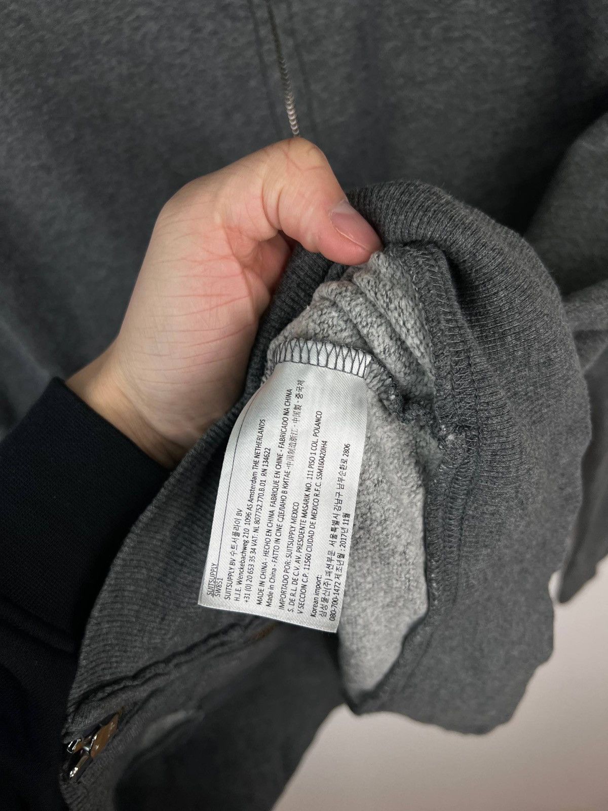 Suitsupply Suitsupply Pima cotton zip hoodie size L Size US L / EU 52-54 / 3 - 4 Thumbnail