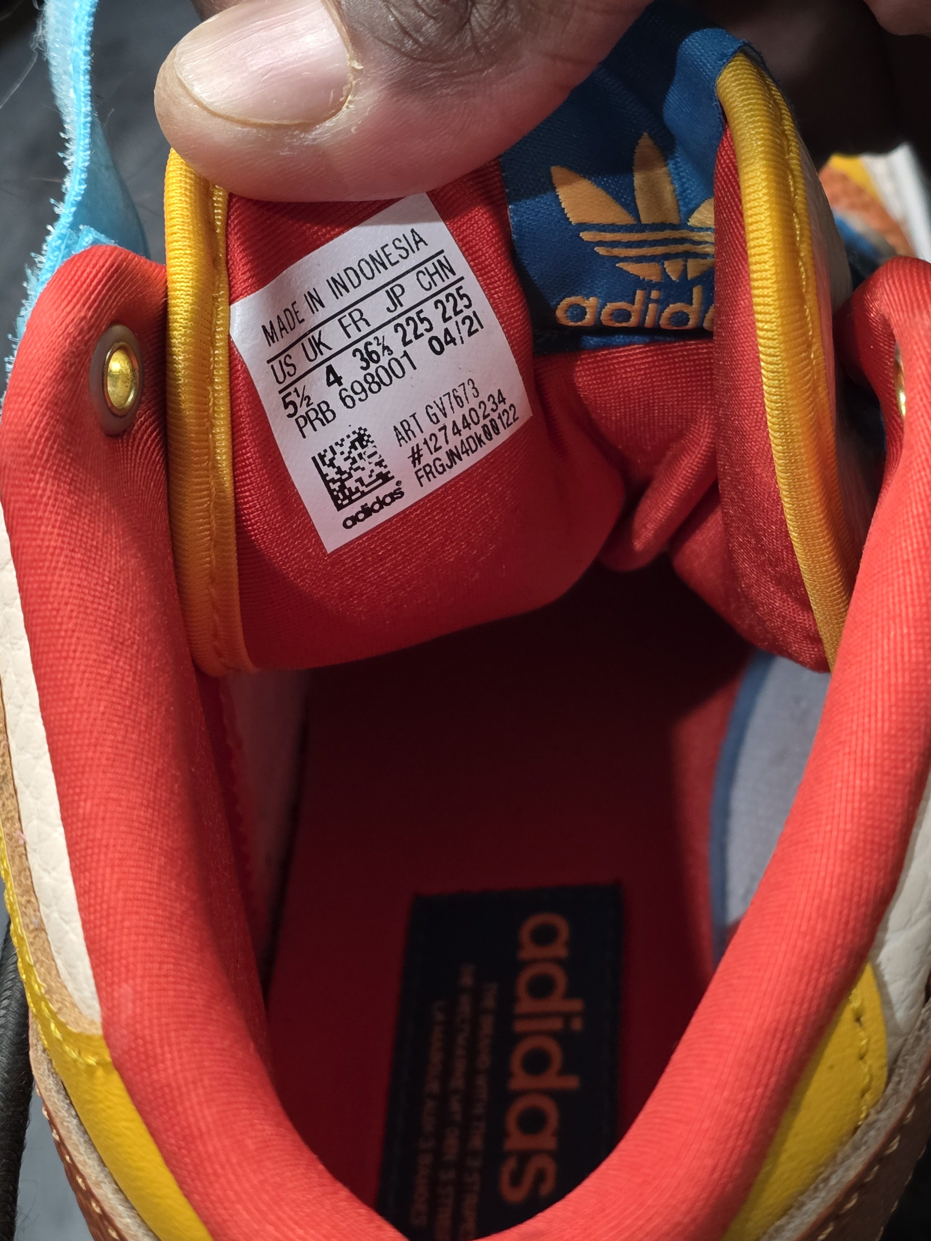 Adidas Adidas Originals Women’s 5.5 Multicolor High Top Sneakers Size US 5.5 / IT 35.5 - 6 Thumbnail