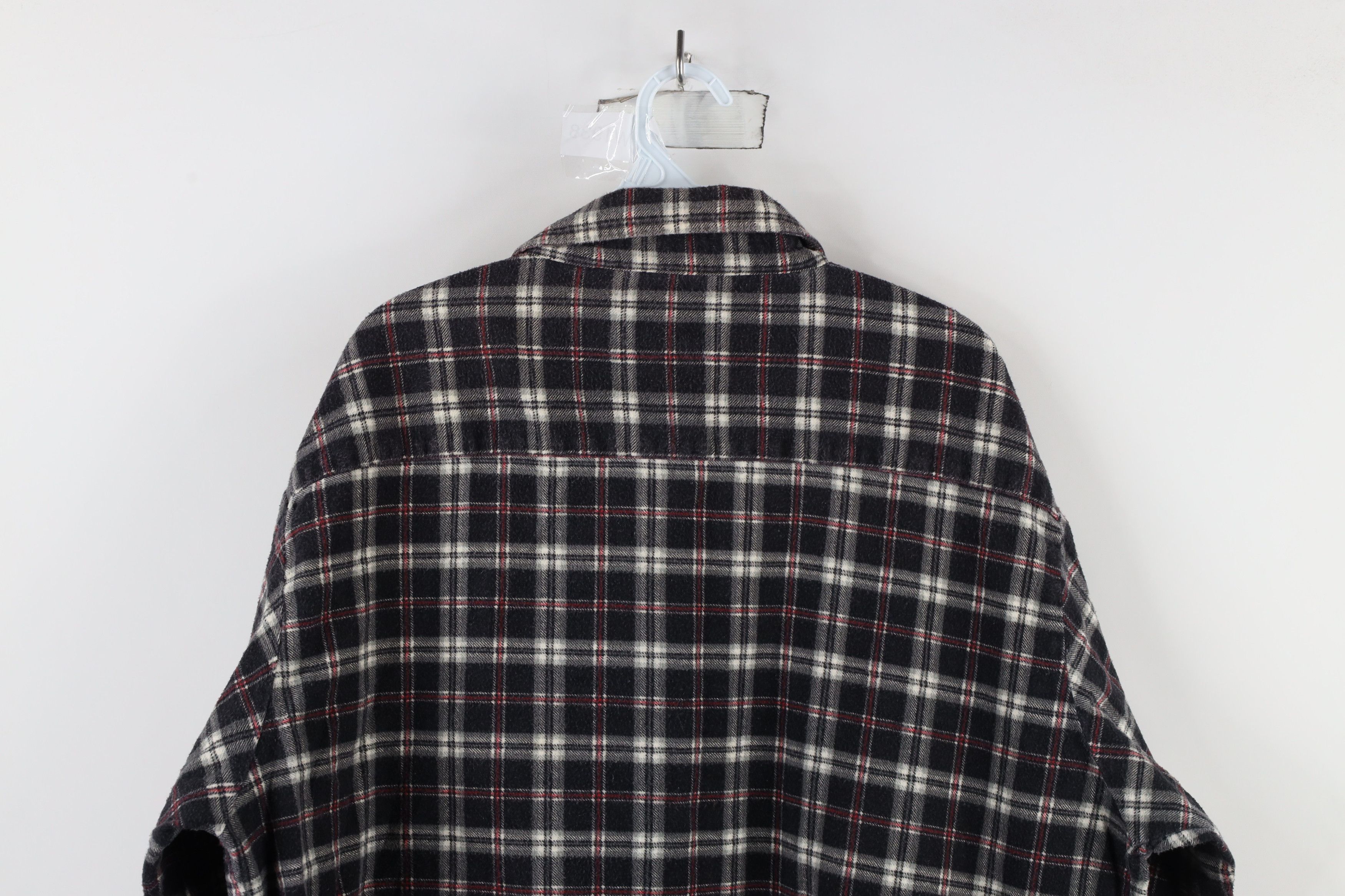 Vintage Vintage 90s Streetwear Flannel Collared Button Shirt Plaid Size US XL / EU 56 / 4 - 11 Thumbnail