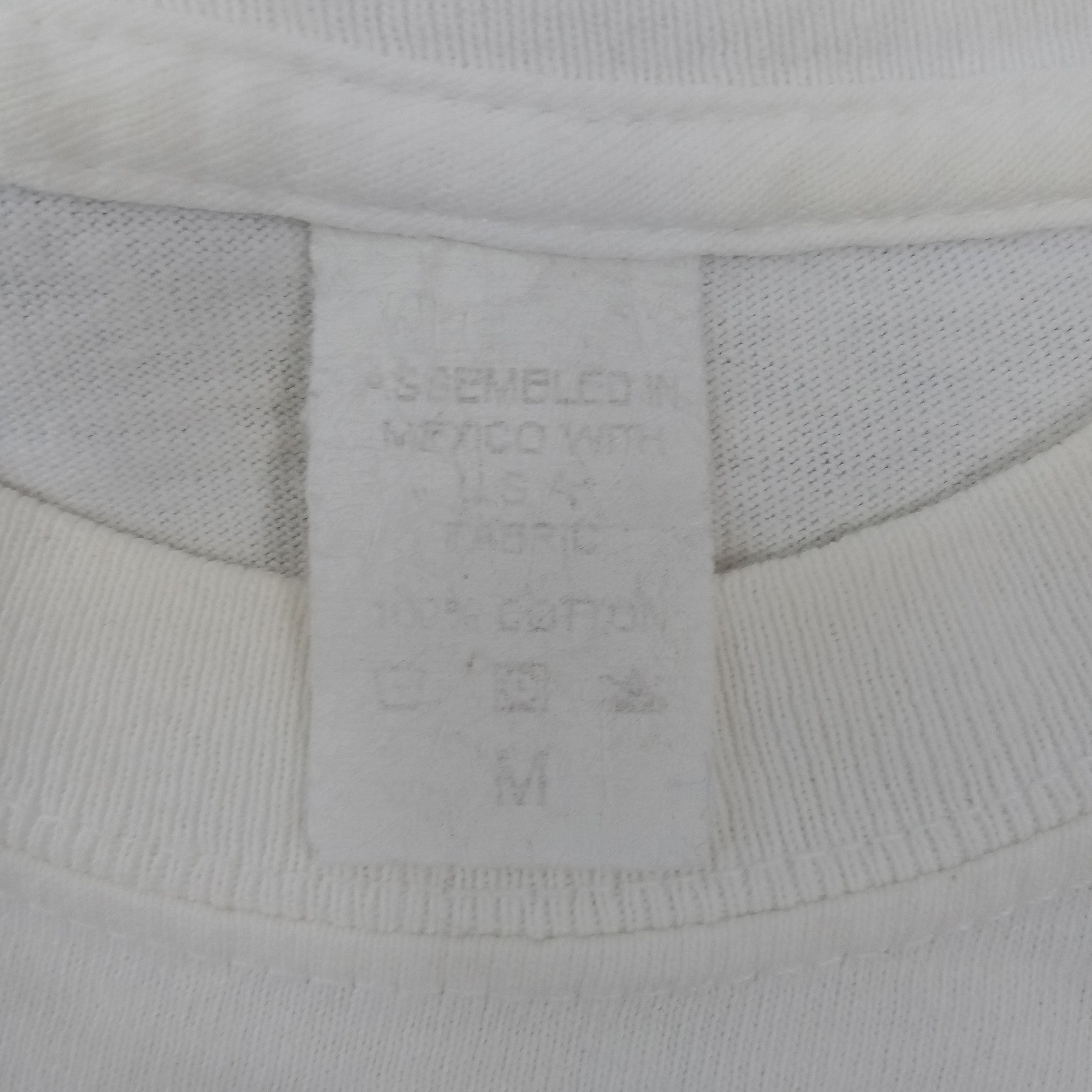 Vintage Vintage Vanity Vanilla American Naked Style Tshirt Size US M / EU 48-50 / 2 - 4 Thumbnail