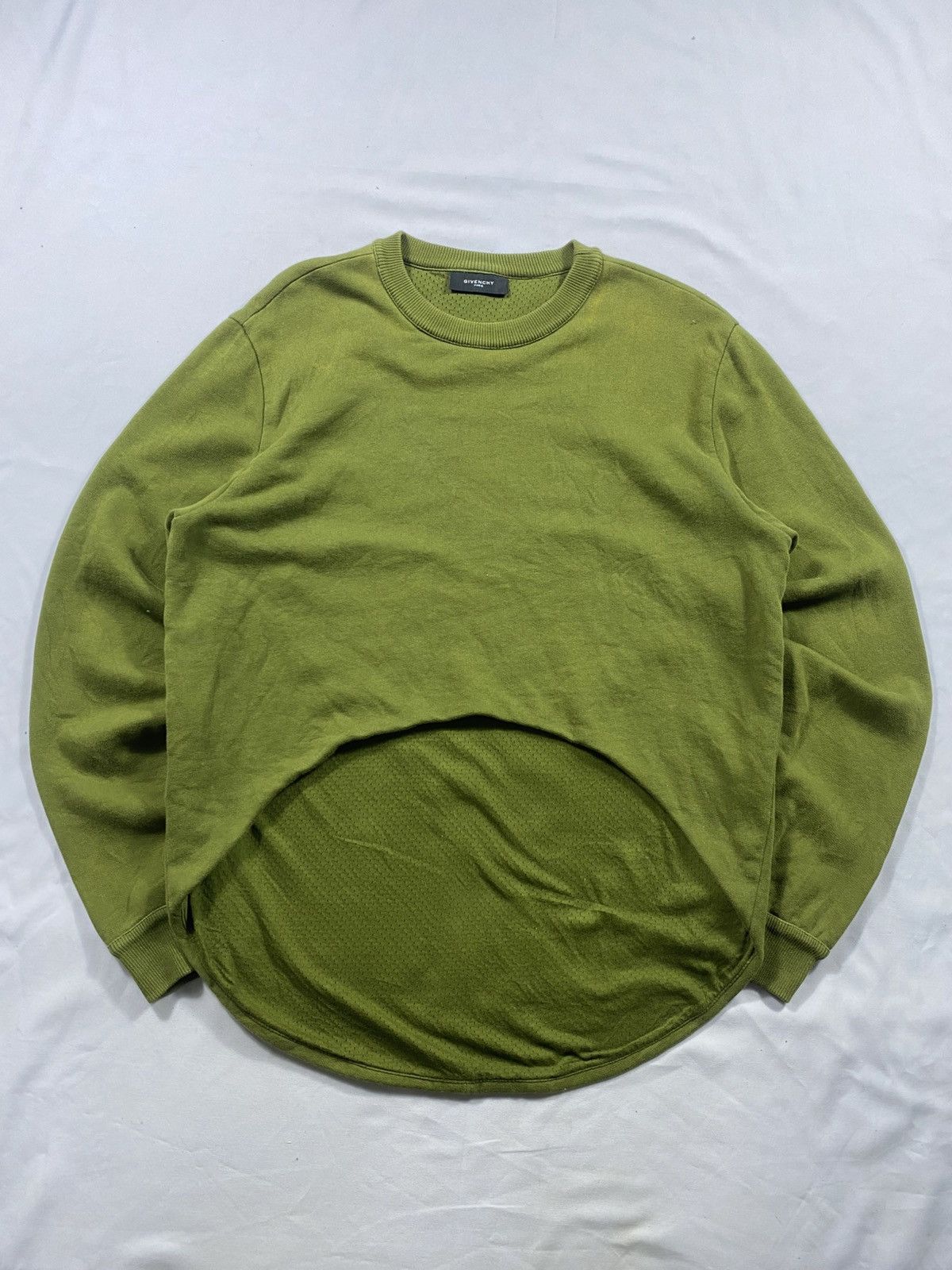 Givenchy Givenchy Cropet Sweatshirt Size US M / EU 48-50 / 2 - 1 Thumbnail