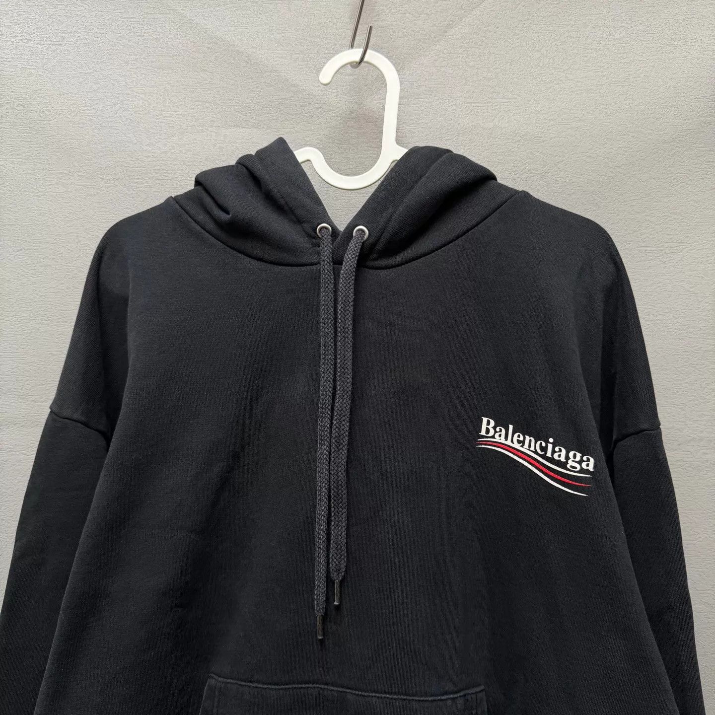 Balenciaga Balenciaga Coke Wave Logo Hoodie Black L 98 New Size US L / EU 52-54 / 3 - 5 Thumbnail