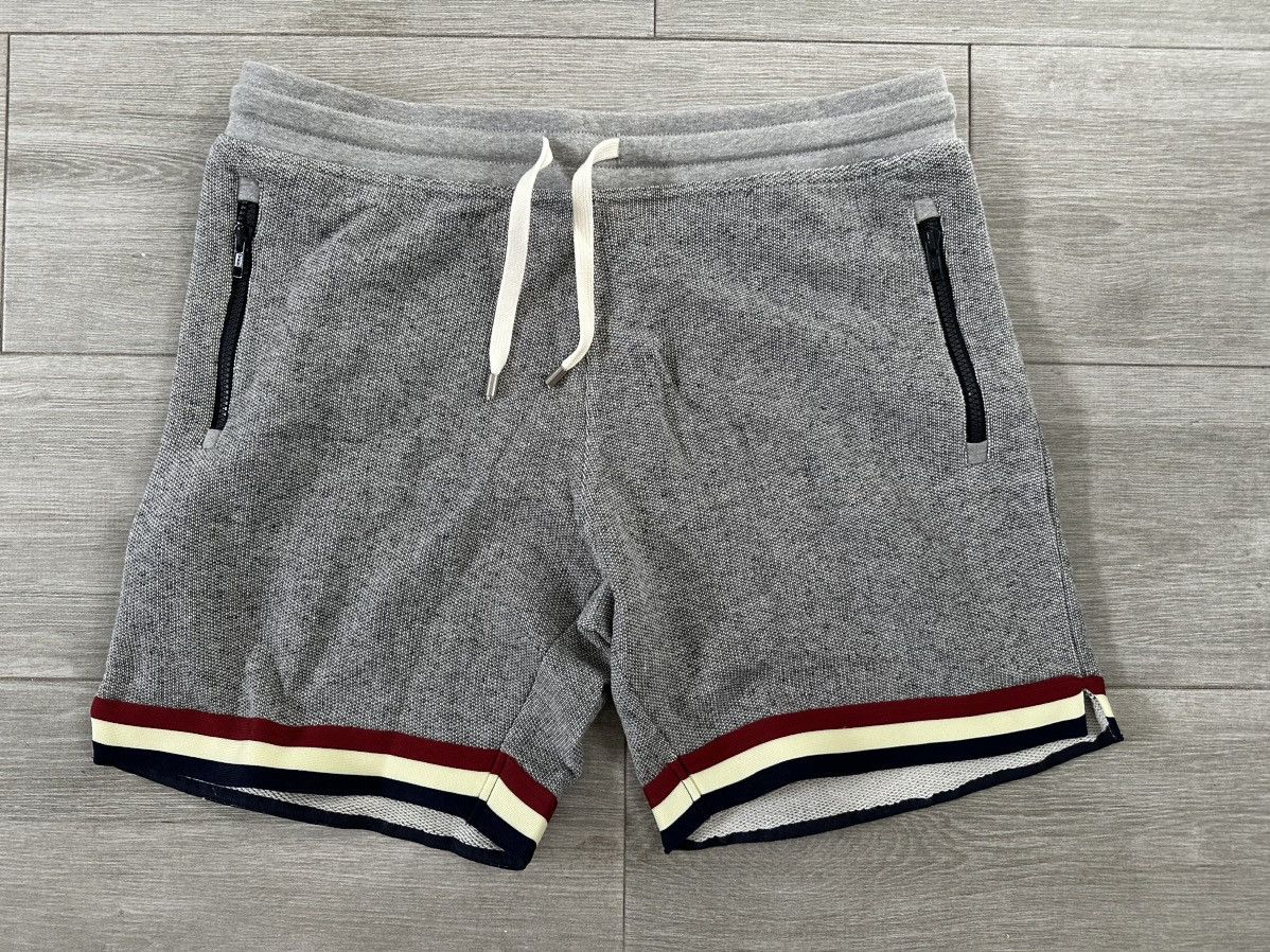 Chubbies Chubbies The Hook Shots 7" Soft Courtside Grey Shorts Sz XL Size US 36 / EU 52 - 1 Thumbnail