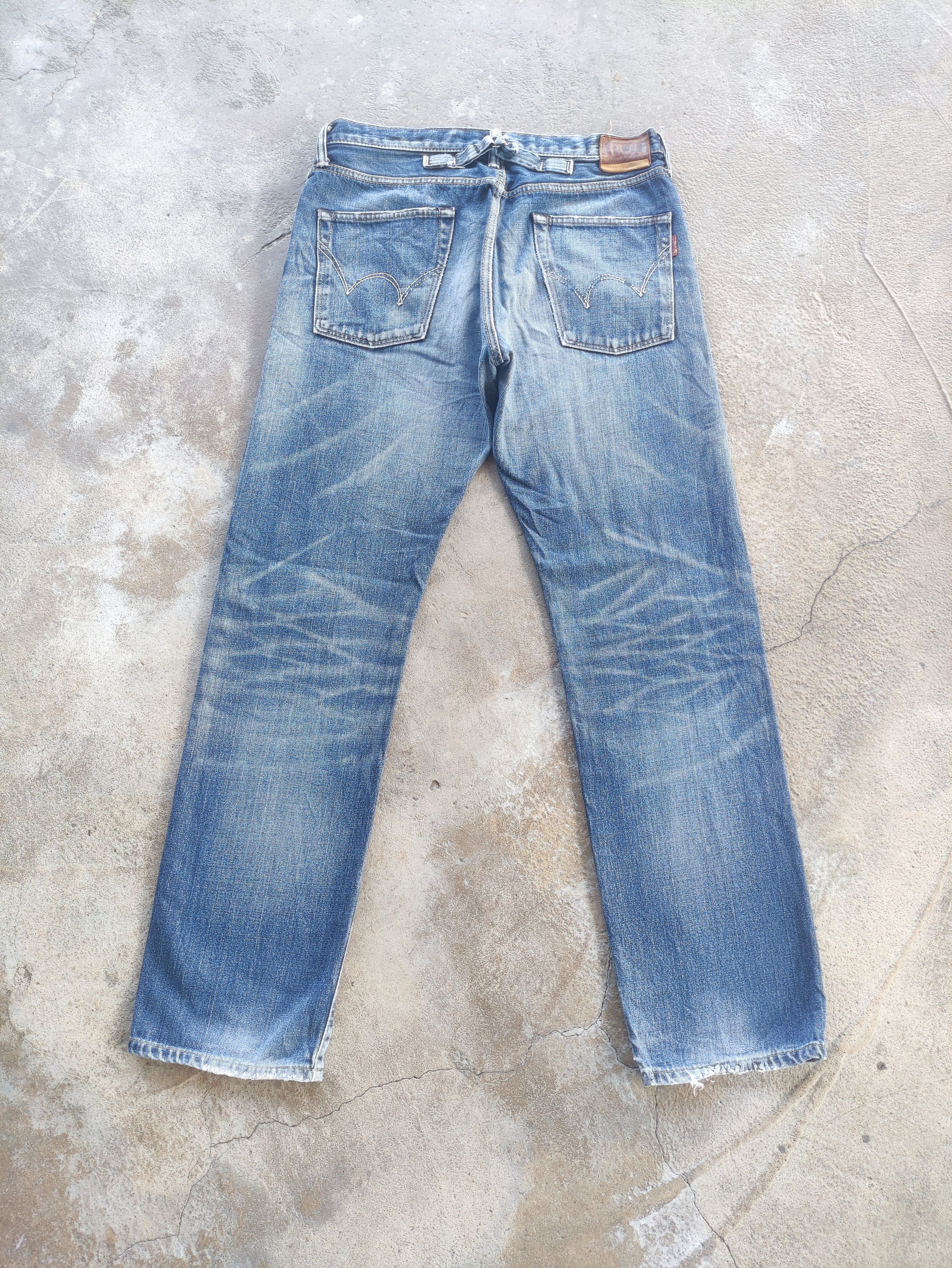 Edwin Vintage Edwin Brand Distressed Faded Denim Pants Size US 33 - 9 Thumbnail