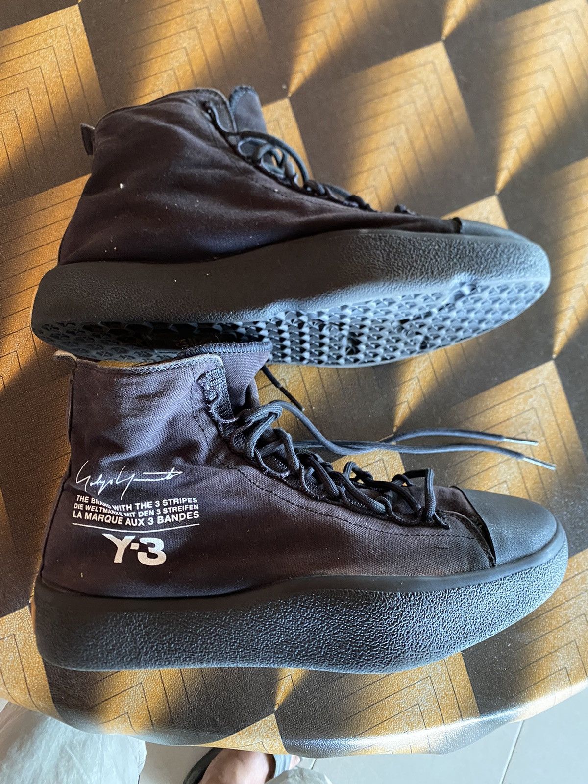 Yohji Yamamoto Y-3 Yohji Yamamoto Sneakers Size US 7 / EU 40 - 3 Thumbnail