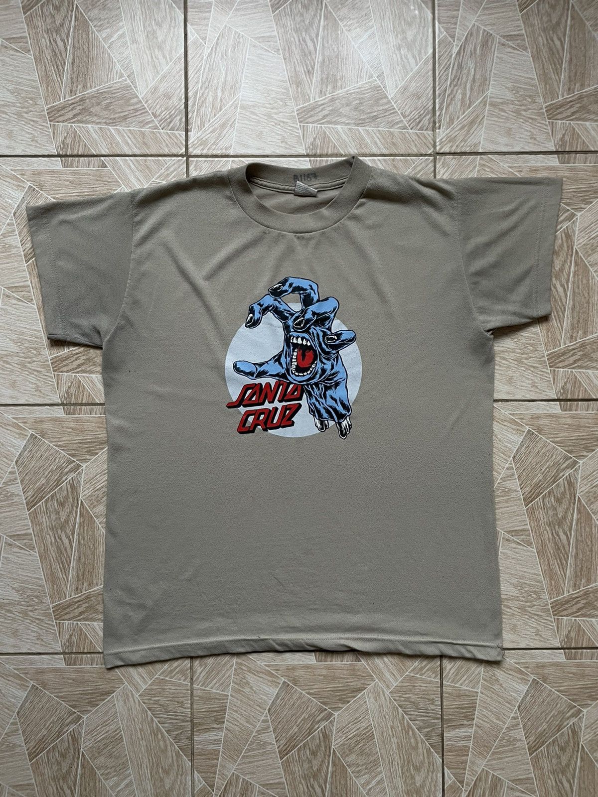 Santa Cruz Skateboards × Vintage Santa Cruz Screaming Hand Tee M Beige Made In Kentucky USA Size US M / EU 48-50 / 2 - 1 Thumbnail