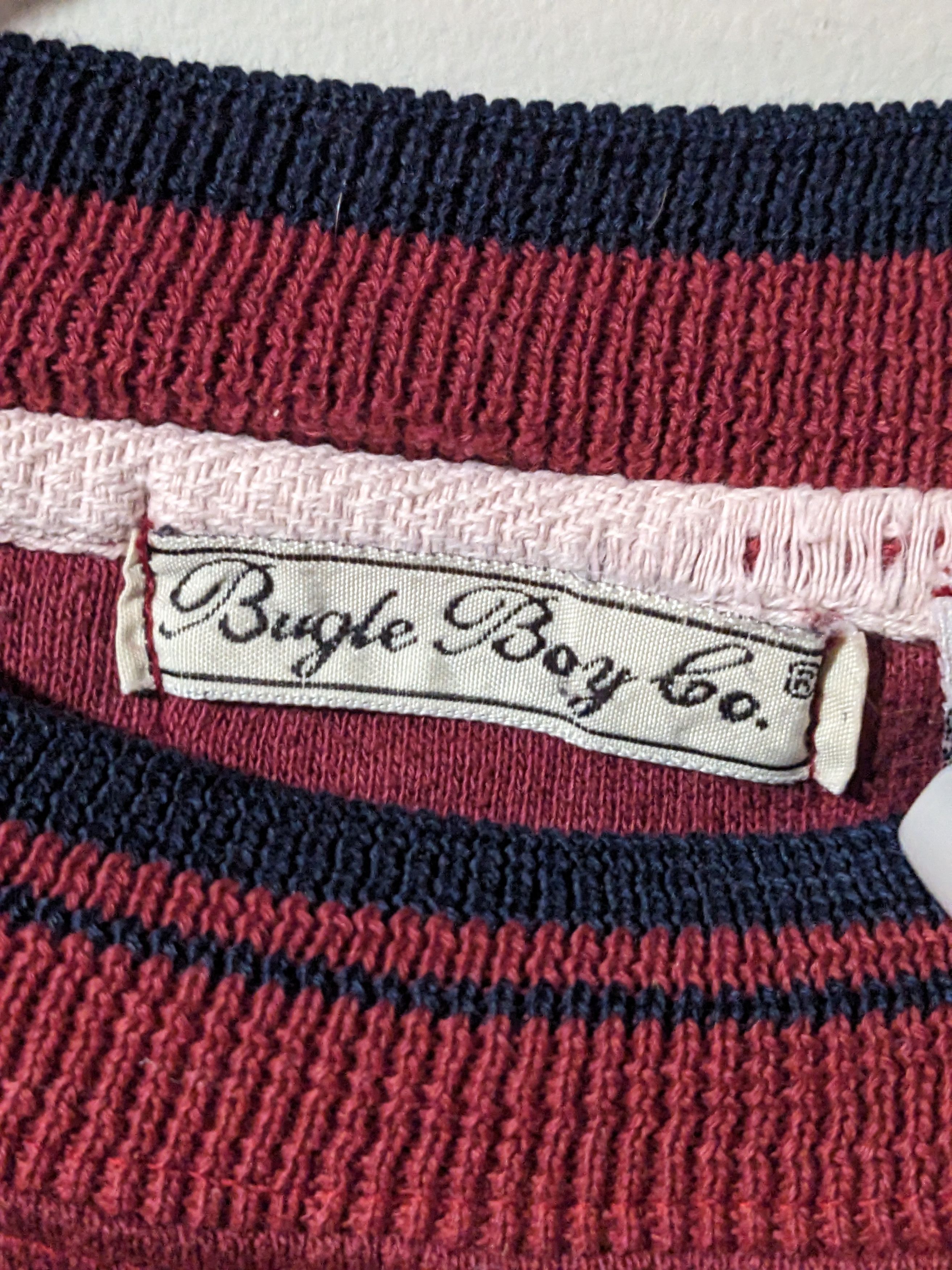Bugle Boy × Vintage Vintage 90s Bugle Boy Spell Out Essential Large Sweatshirt Size US L / EU 52-54 / 3 - 3 Thumbnail