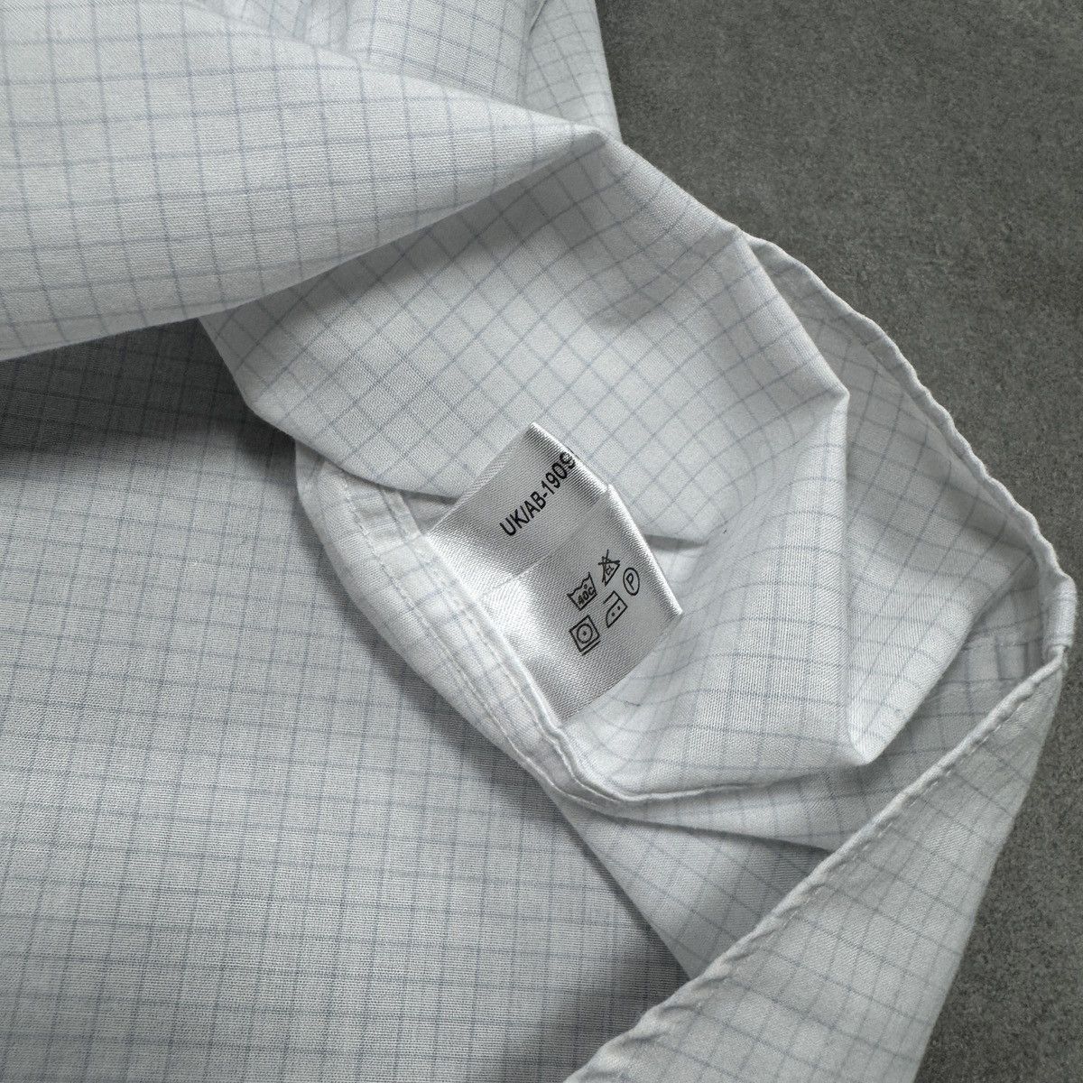 Yves Saint Laurent Yves Saint Laurent Short Sleeve Button Shirt White Checked Size US L / EU 52-54 / 3 - 15 Thumbnail