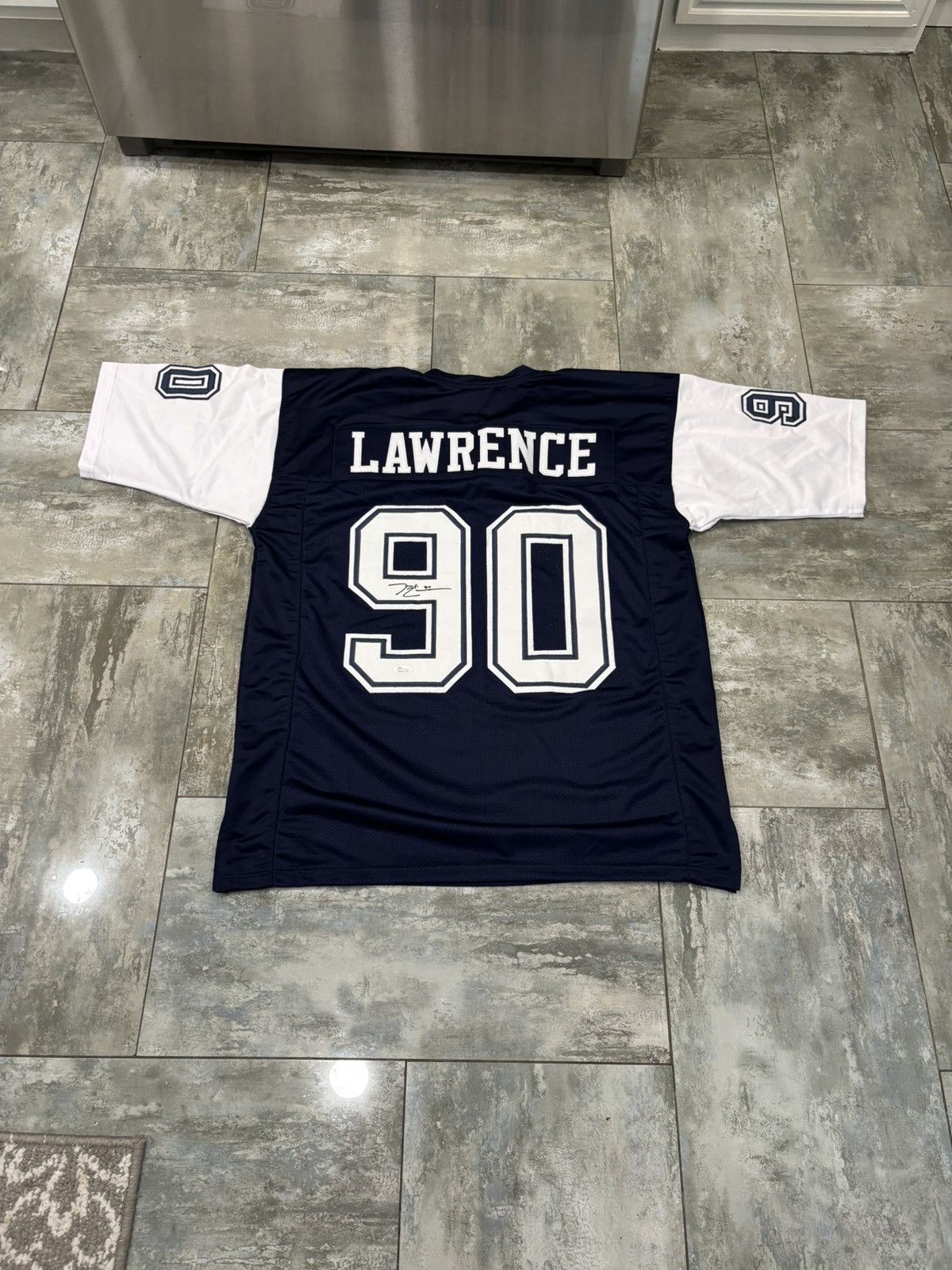 NFL Demarcus Lawrence Signed Dallas Cowboys Jersey Size US XL / EU 56 / 4 - 1 Thumbnail