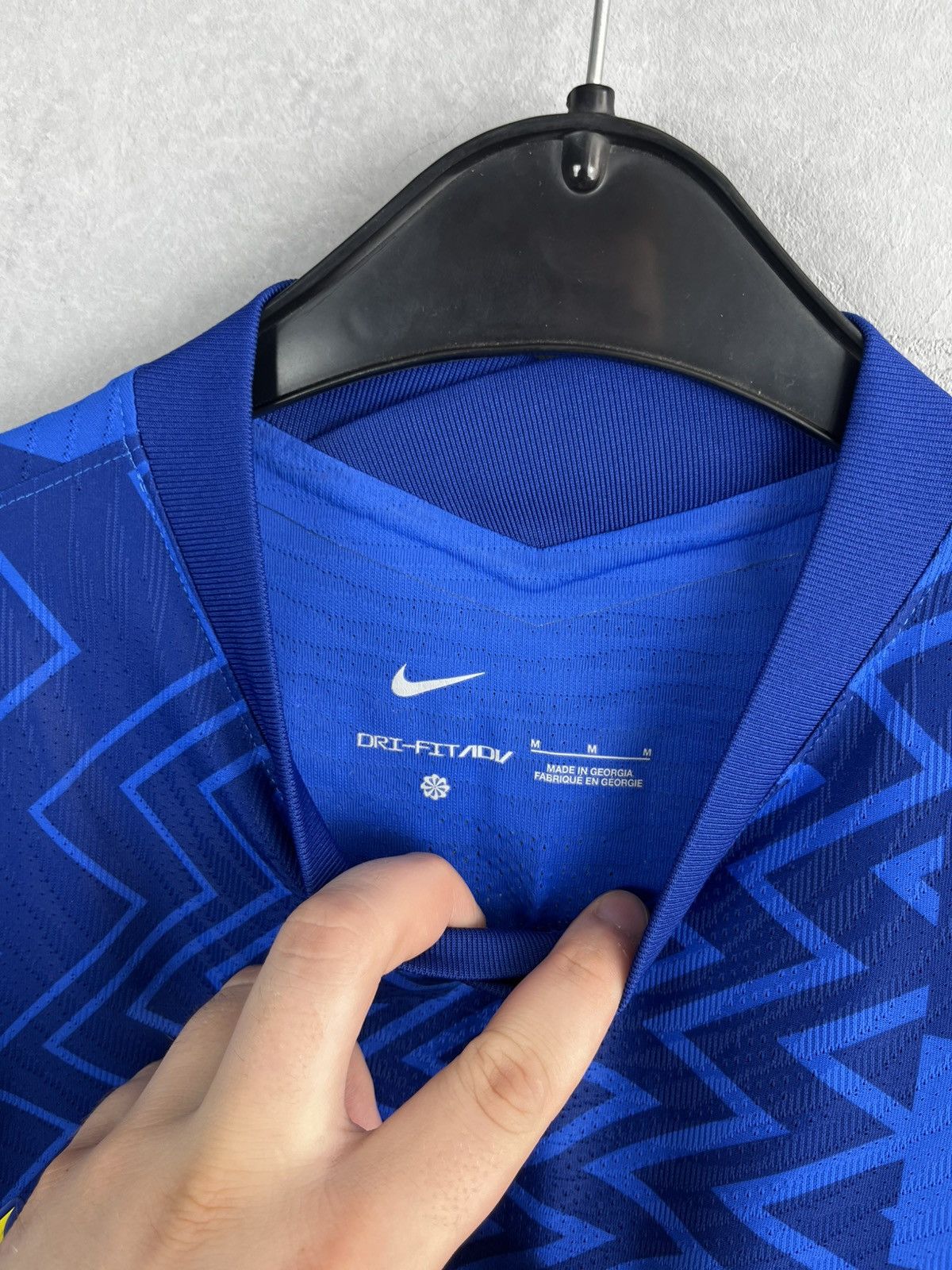 Chelsea Soccer Christian Pulisic Chelsea Nike Soccer Hyundai Jersey l Size US M / EU 48-50 / 2 - 13 Thumbnail