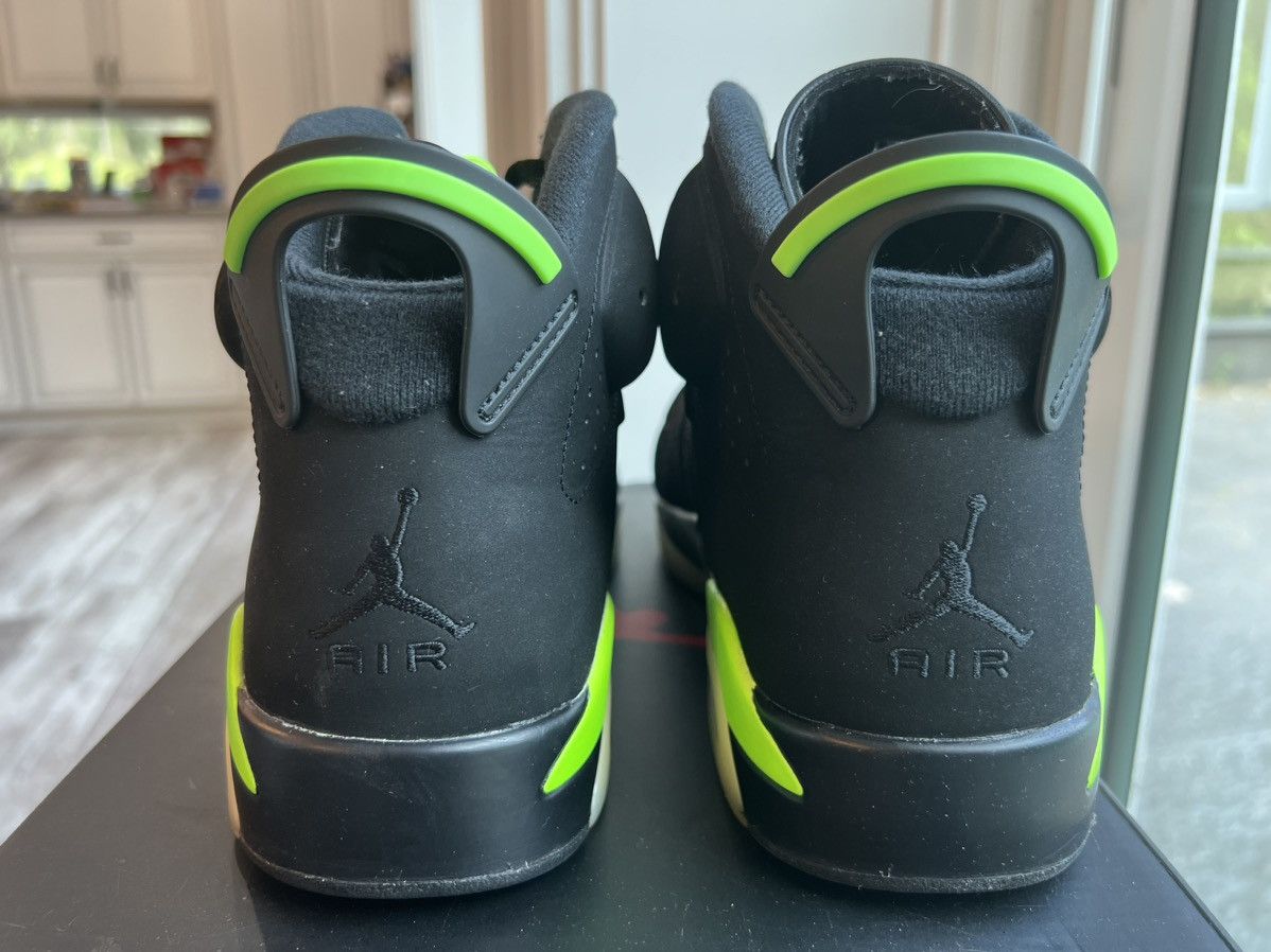 Jordan Brand Jordan 6 Electric Green Size 10.5 VNDS Sneakers Size US 10.5 / EU 43-44 - 4 Thumbnail
