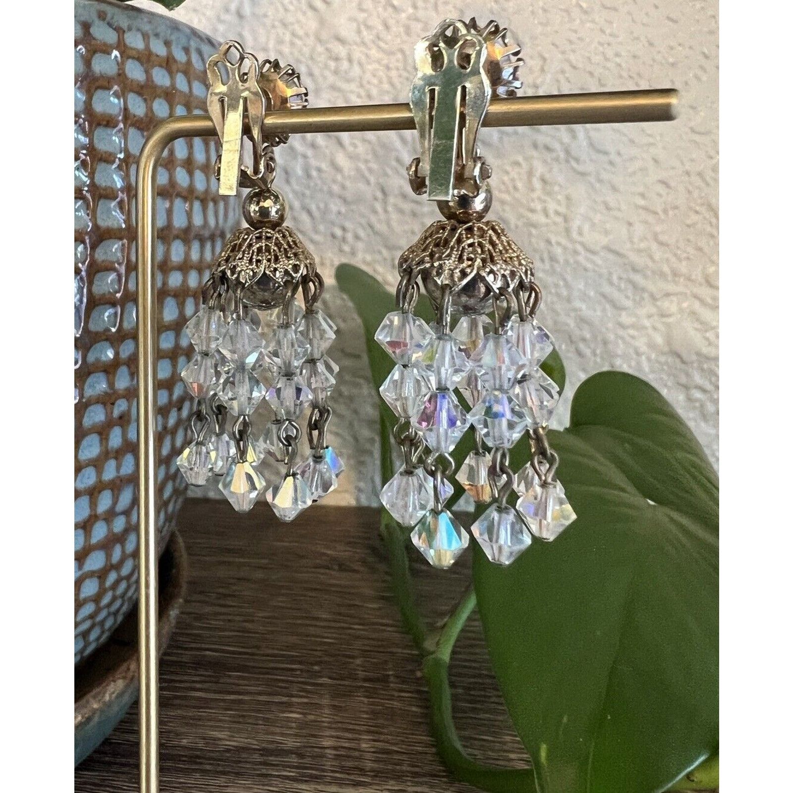 Other Unique Vintage AB Crystal Dangle Clip on Earring Rhinestone Size ONE SIZE - 3 Thumbnail