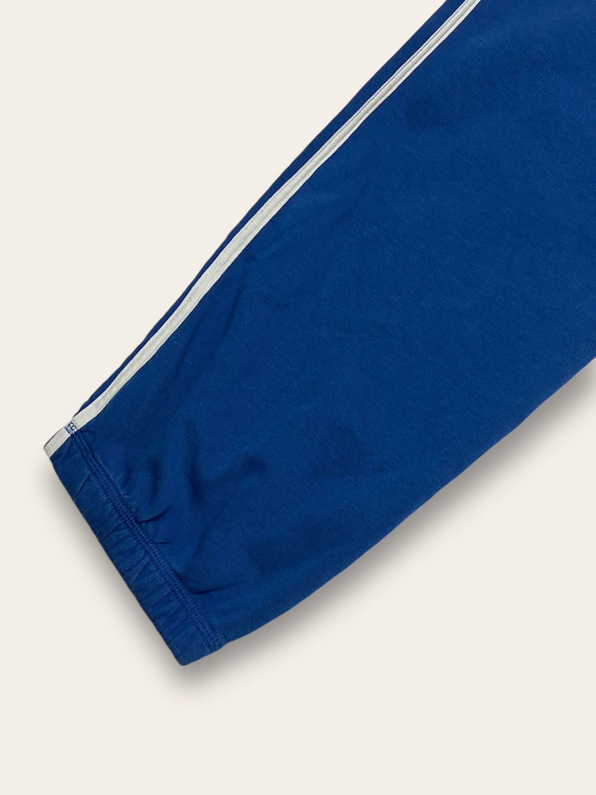 Adidas Vintage ADIDAS Originals Deep Blue Baggy Sweatpants Y2K Size US 34 / EU 50 - 11 Thumbnail