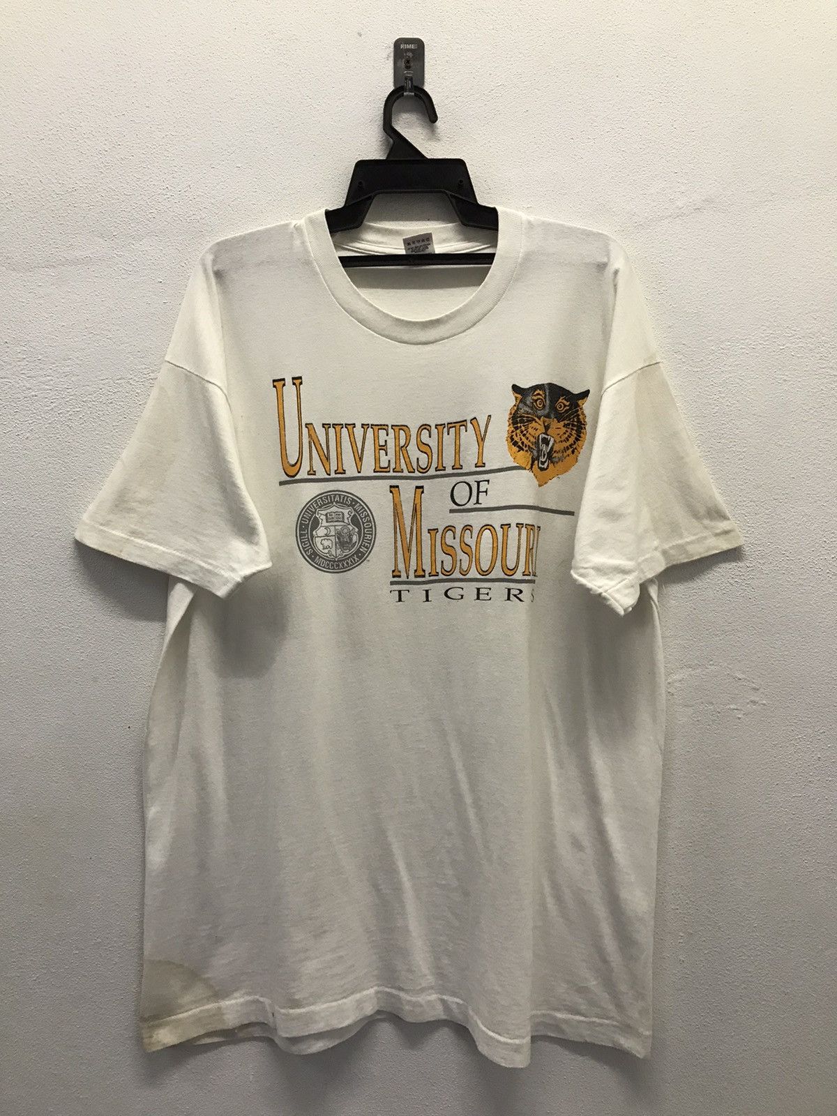 Fruit Of The Loom × Vintage Vintage University Missouri Of Tigers Made In Usa Shirt Size US XXL / EU 58 / 5 - 1 Thumbnail