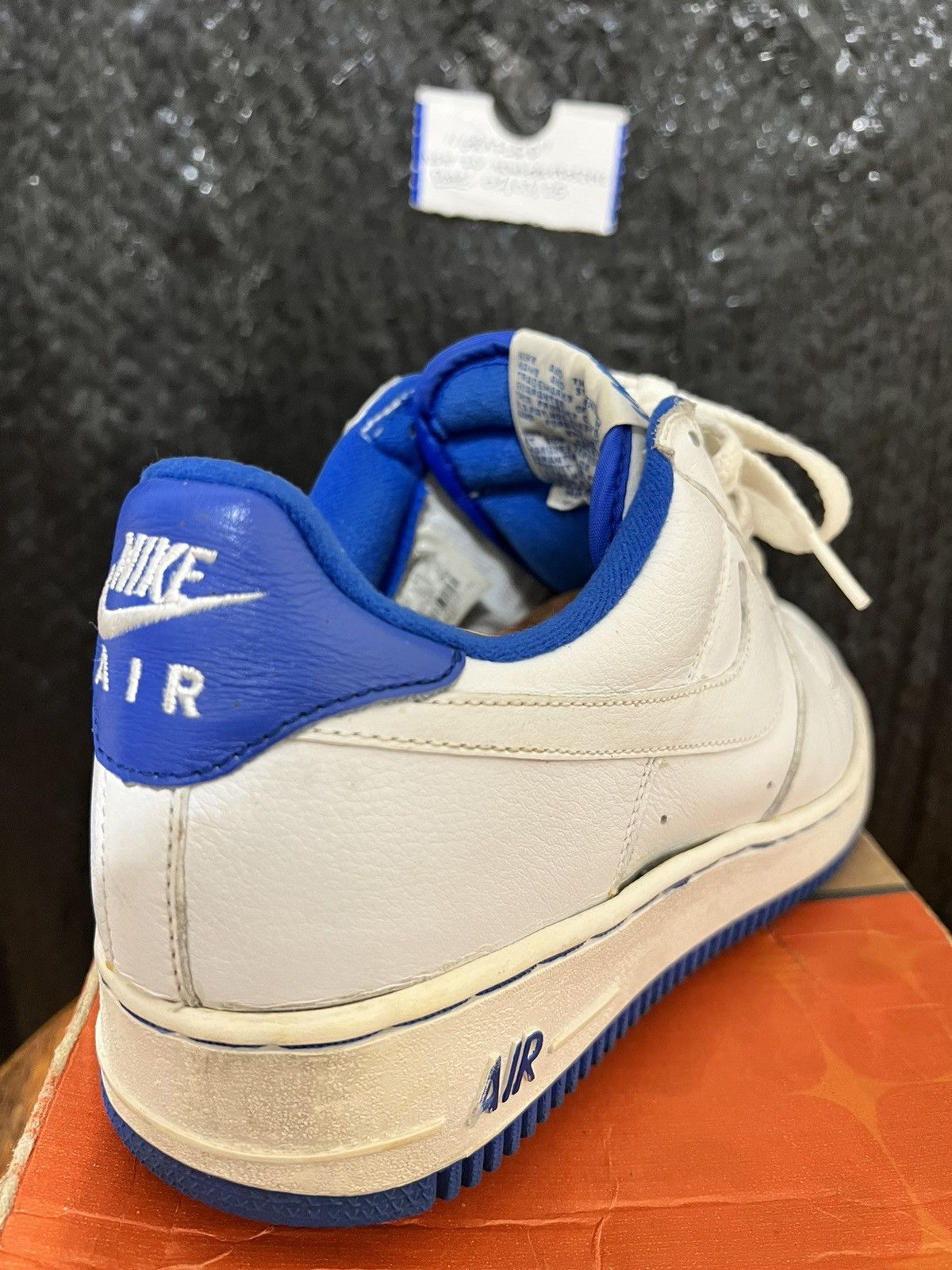 Nike 24hr FLASH SALE* Air Force 1 “2002” VERY RARE OG Size US 9 / EU 42 - 8 Thumbnail
