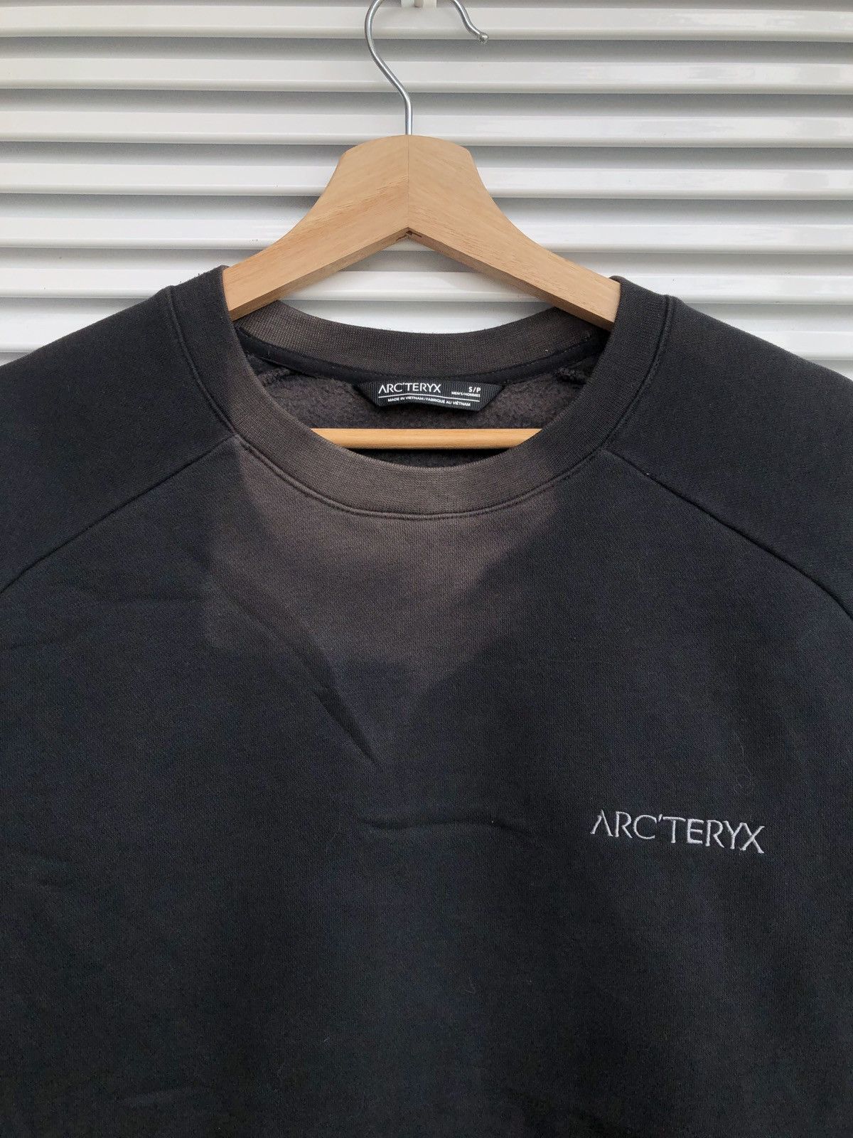 Arc'teryx Vintage Arcteryx Sun Faded Crewneck Size US S / EU 44-46 / 1 - 2 Thumbnail