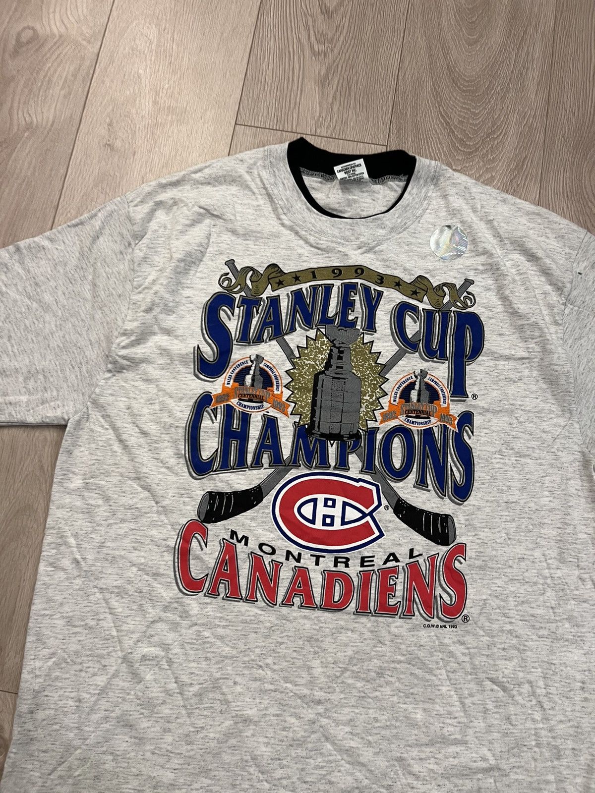 T-shirt vintage délavé noir des Canadiens de Montréal pour femmes