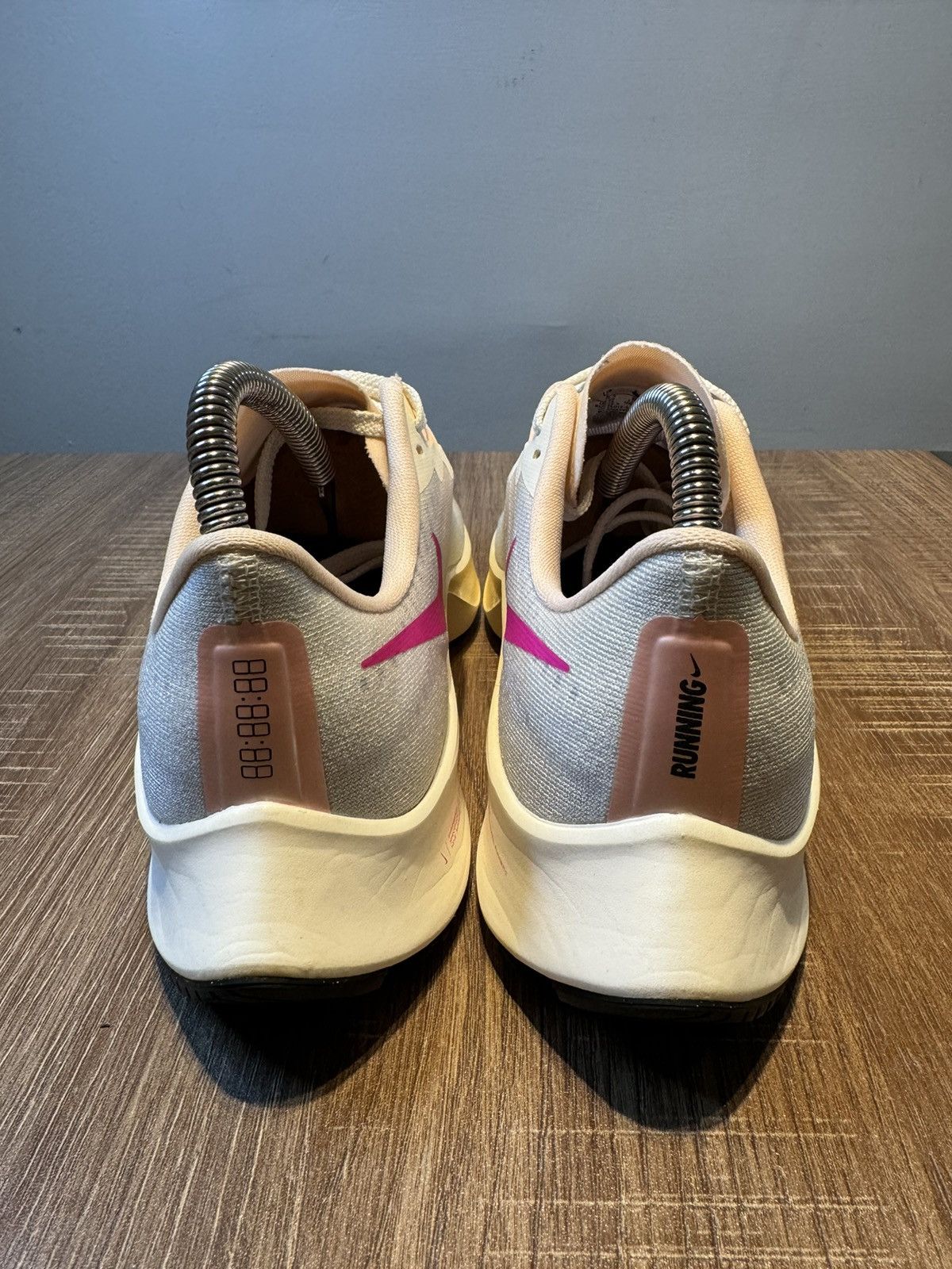 Nike Nike Air Zoom Pegasus 37 Pale Ivory Women's Running Sz 8 Size US 8 / IT 38 - 4 Thumbnail