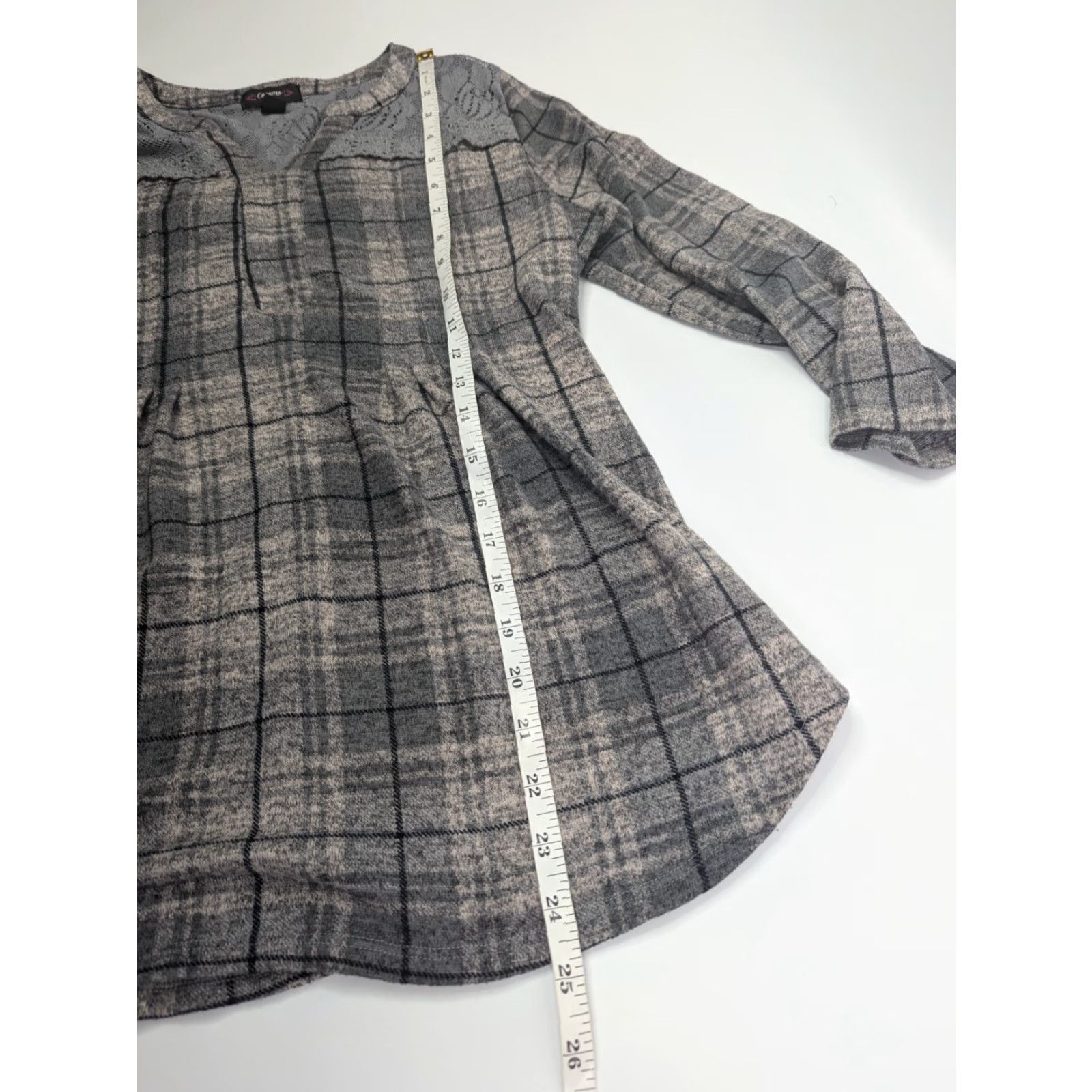 Vintage Cocomo Blouse Women's Small Plaid Long Sleeve V-Neck Tunic Gray Size S / US 4 / IT 40 - 4 Thumbnail