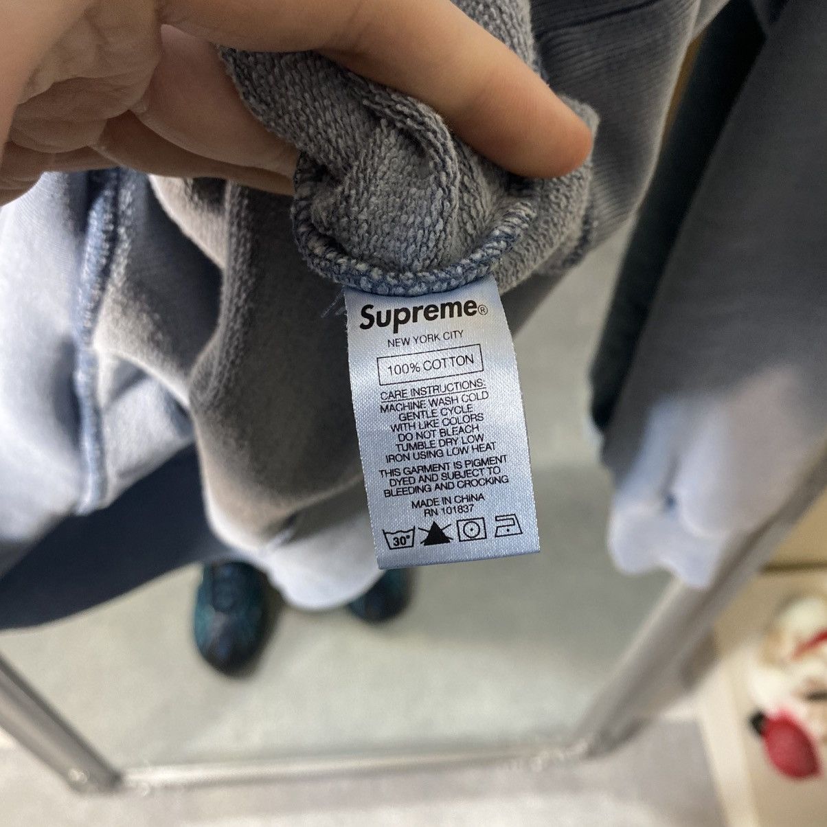 Supreme Supreme Hoodie Basic M Size Size US M / EU 48-50 / 2 - 9 Thumbnail