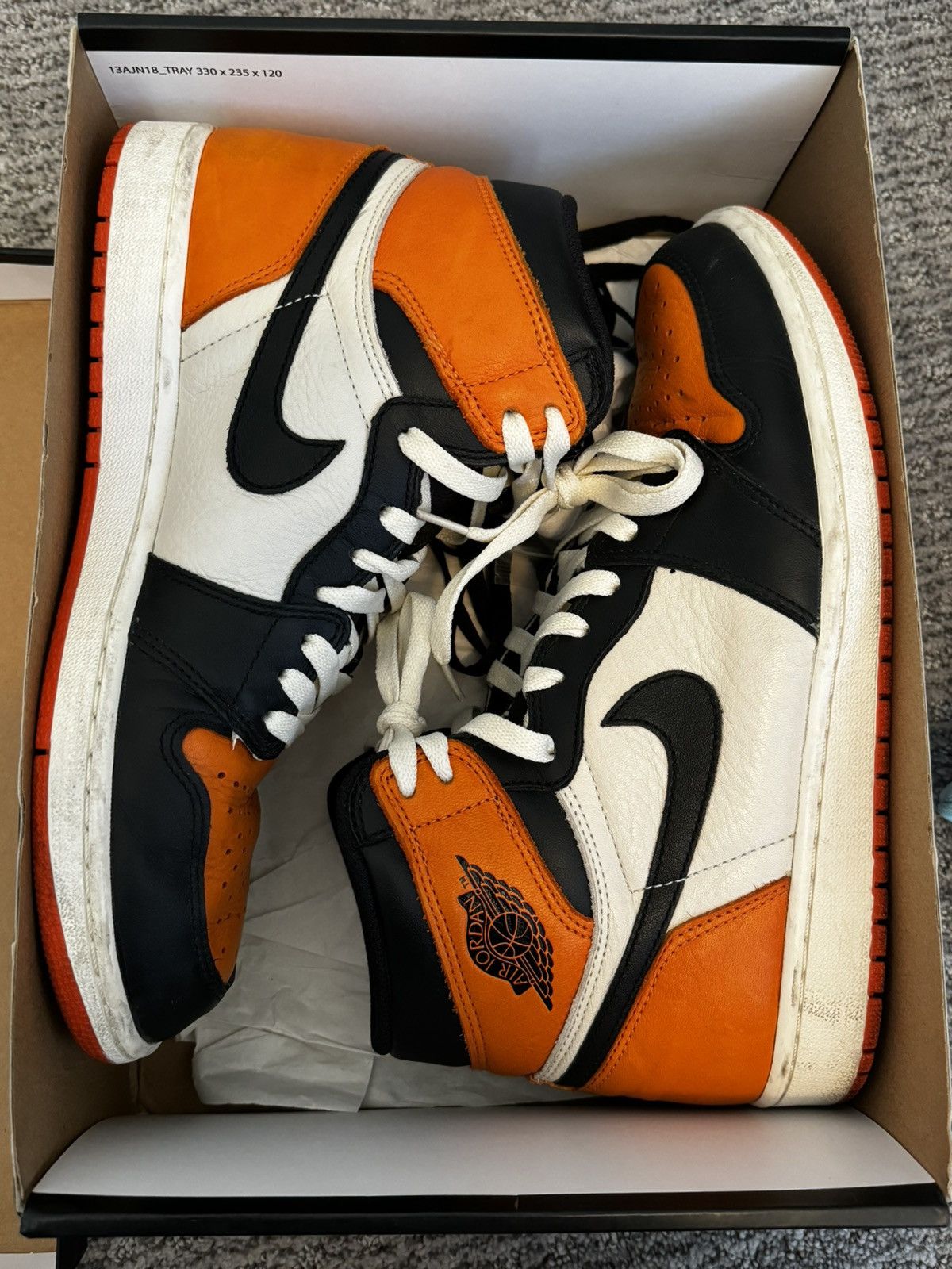 Nike Jordan 1 Retro Shattered Backboard Size US 10.5 / EU 43-44 - 12 Thumbnail