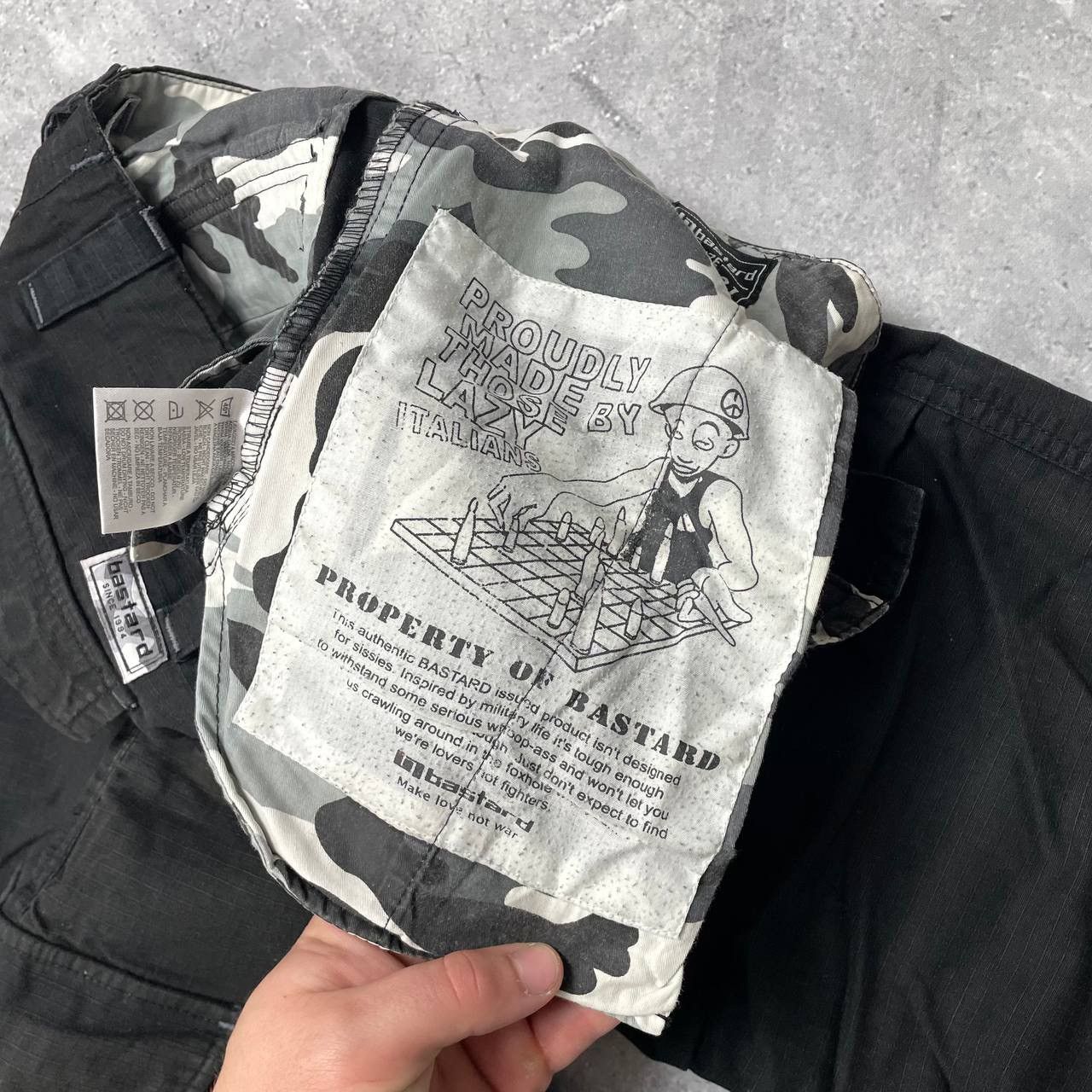 Japanese Brand Bastard Cotton Ripstop Cargo Pants Faded Black Size W30 L31 Size US 30 / EU 46 - 17 Thumbnail