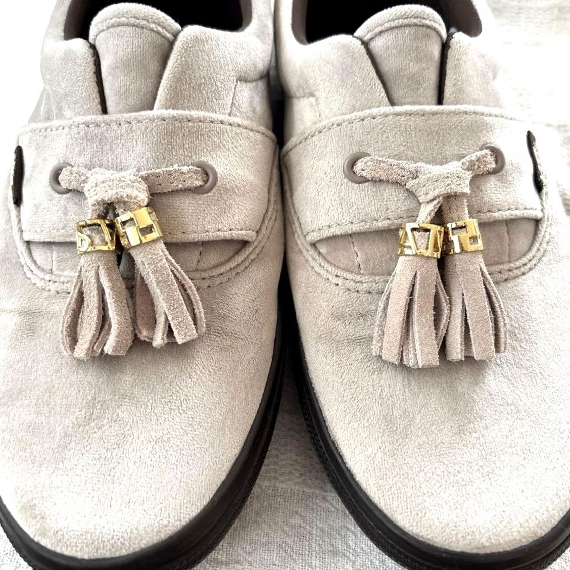 Vans Item Specifications: Brand: Vans Size US 6 / IT 36 - 7 Thumbnail