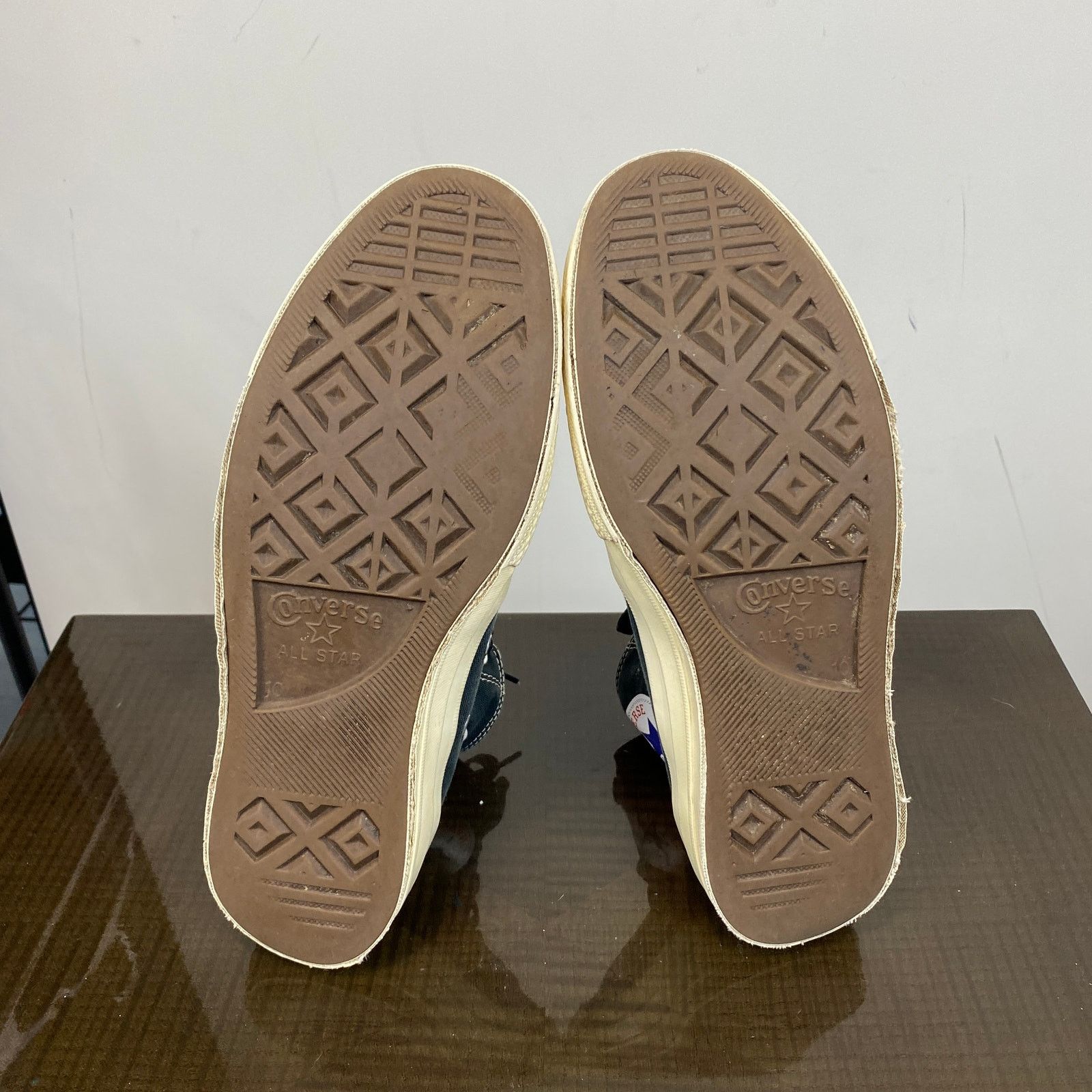 Comme des Garcons PLAY × Converse Converse Comme des Garcons Play High Canvas Sneakers Mens 10 Size US 10 / EU 43 - 7 Thumbnail