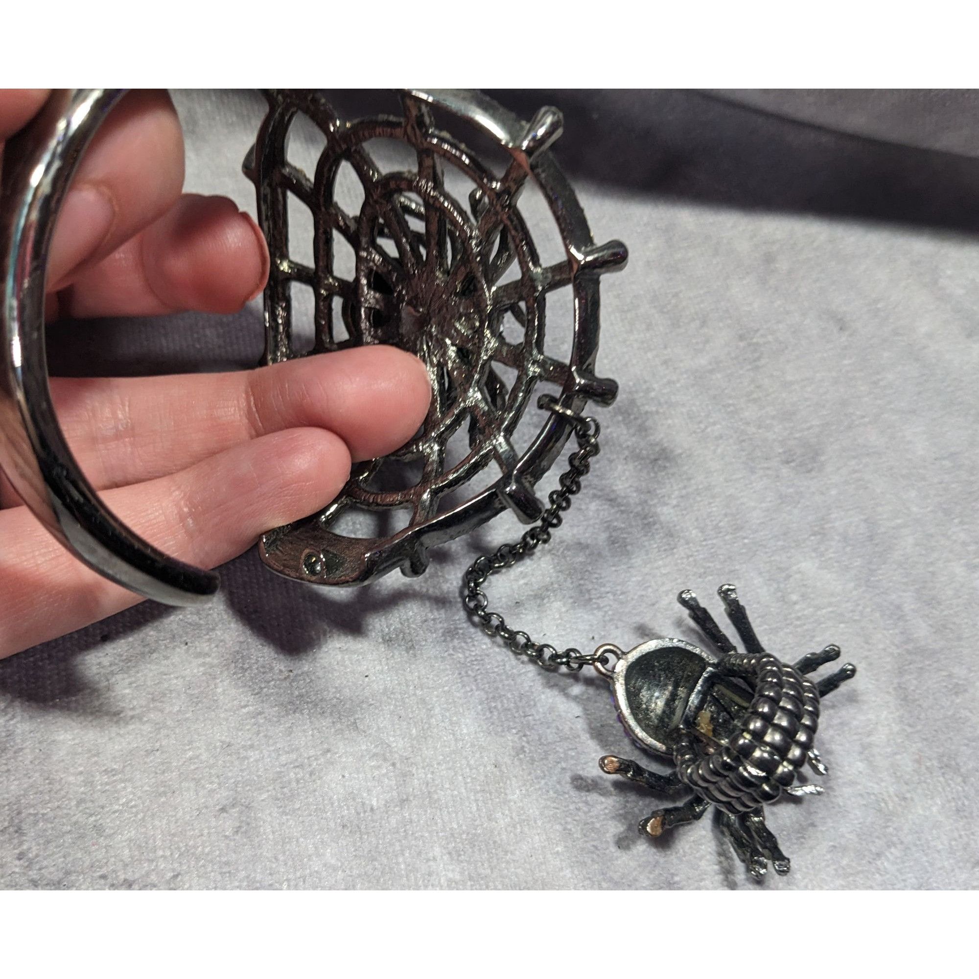 Other Glam Goth Spider Hinge Bracelet Ring Attached With Chain Size ONE SIZE - 12 Thumbnail
