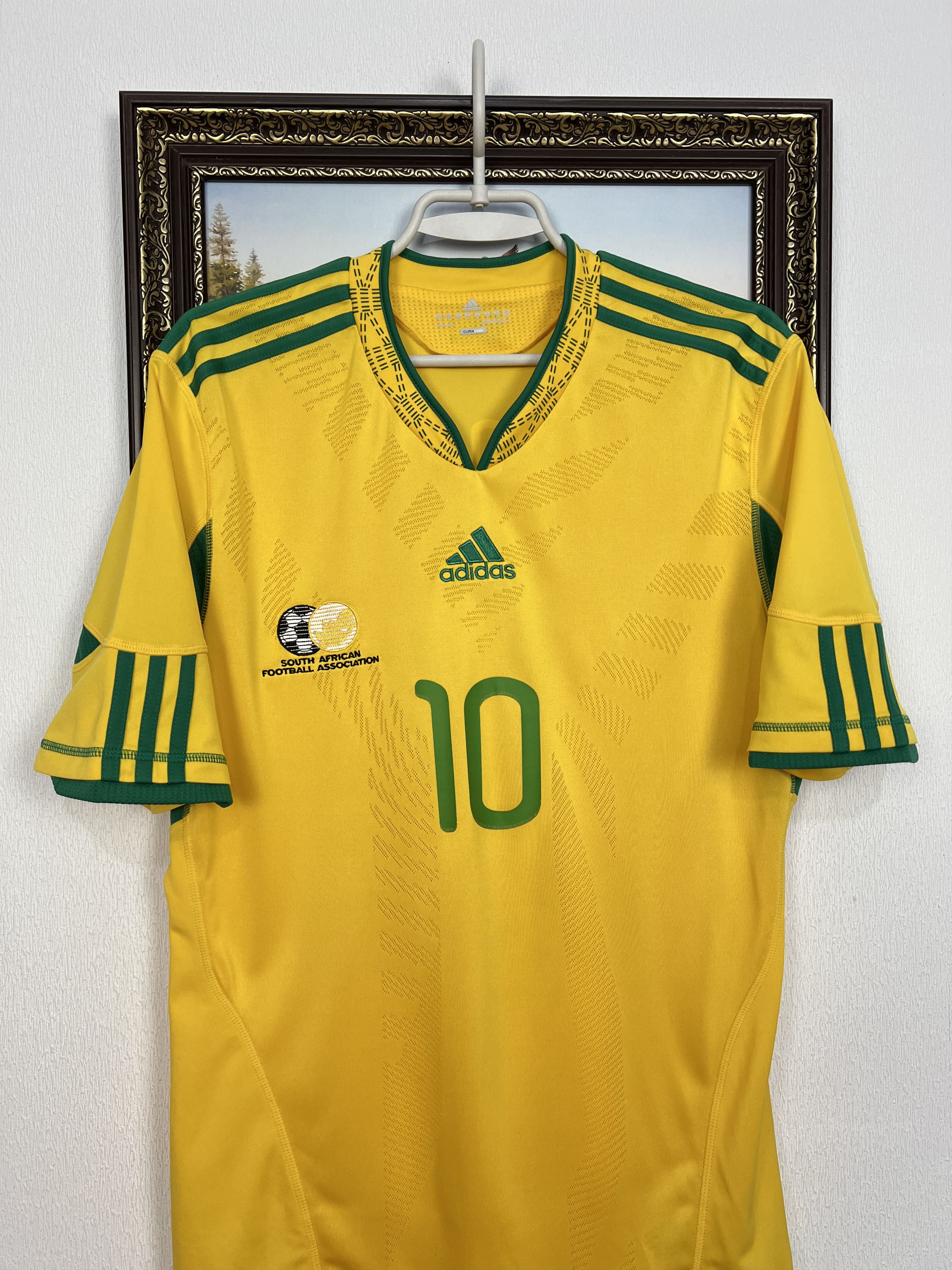Adidas South Africa football shirt 2010 Soccer #10 Pienaar Jersey Size US M / EU 48-50 / 2 - 2 Thumbnail