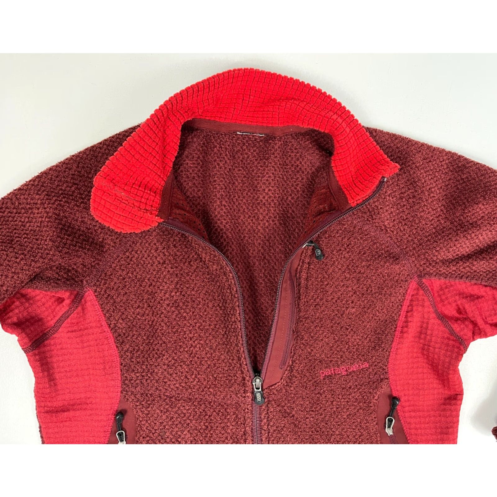 Patagonia Patagonia Women's Polartec Fleece Jacket Full Zip Sz M Red Vintage Jacket Womens M Regular Size XS? Size M / US 6-8 / IT 42-44 - 4 Thumbnail