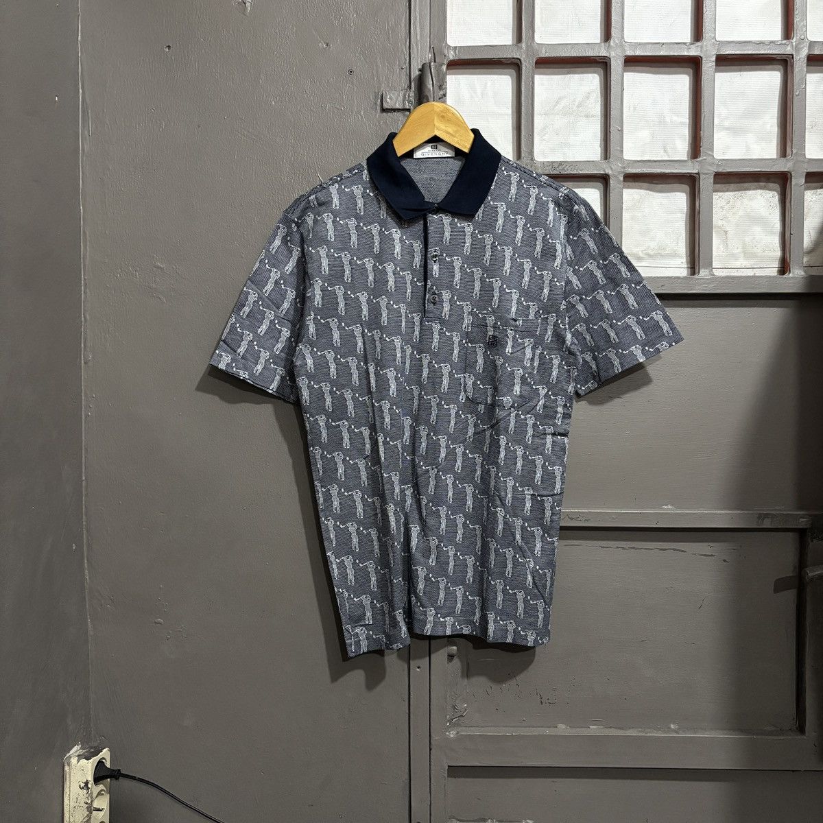 Givenchy Vtg Givency Polo Shirt Size US M / EU 48-50 / 2 - 1 Thumbnail