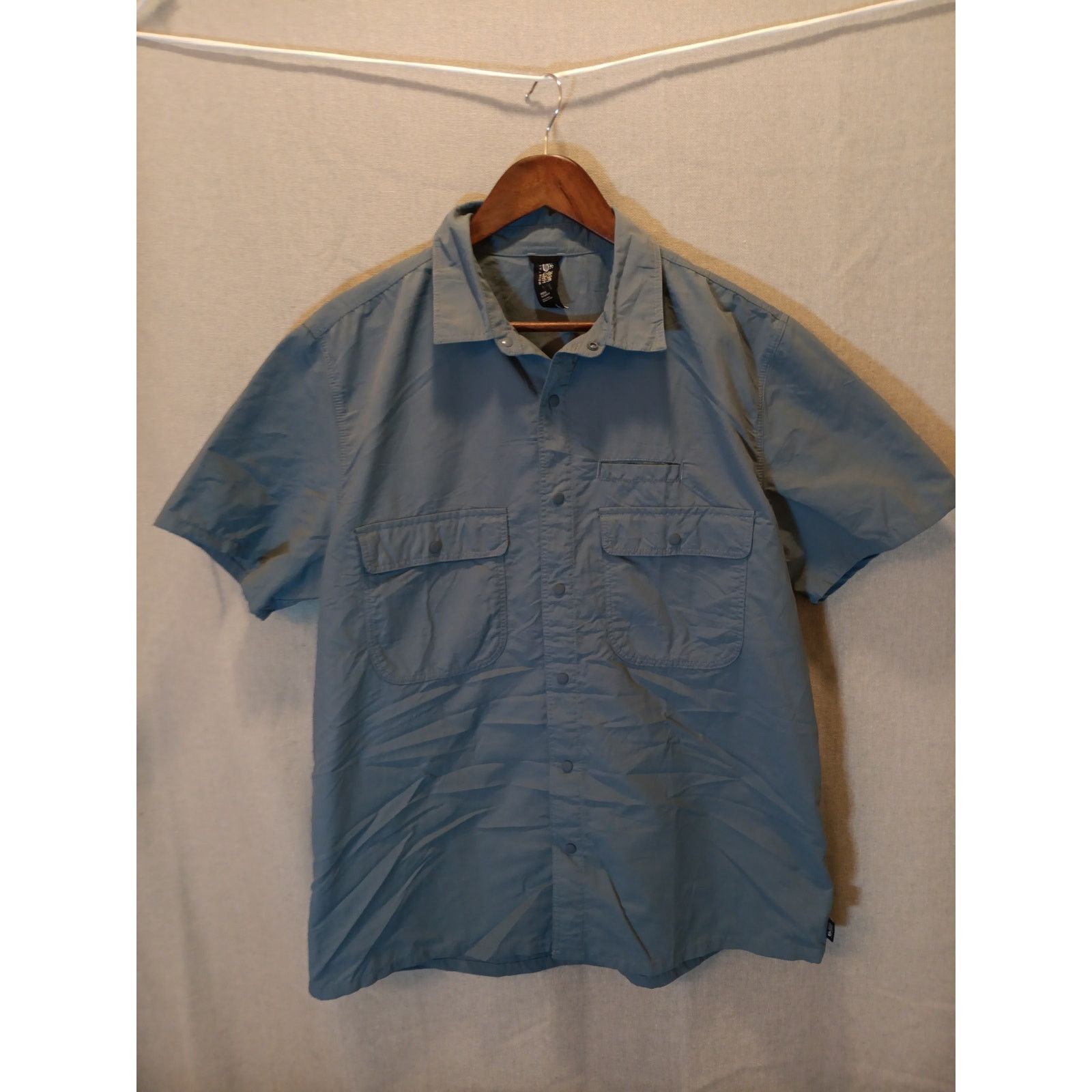 Mountain Hardwear Mountain Hardwear Gray Button-Up Men's Large Size US L / EU 52-54 / 3 - 1 Thumbnail