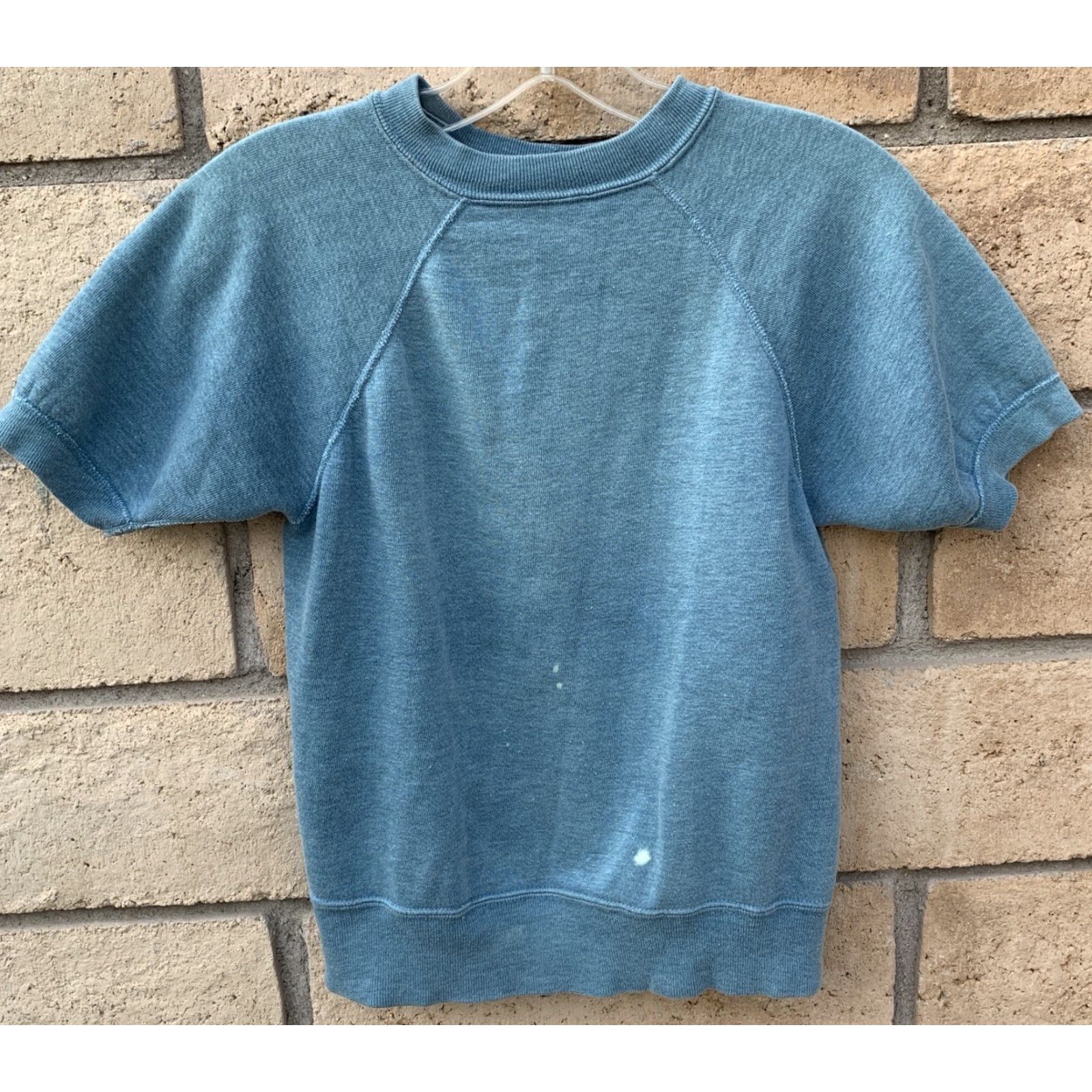 Vintage VINTAGE Raglan Short Sleeve Sweatshirt Blue XS Pullover Distressed Bleached Spots Popover Jumper Greaser Beatnik Worn Untypical Vintage Size US XS / EU 42 / 0 - 3 Thumbnail