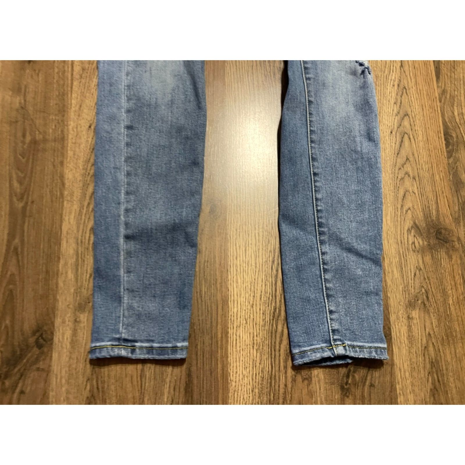 Fashion Nova Fashion Nova Jeans Women's Size 3 Blue Denim Skinny Distressed Pockets Womens Size 26" / US 2 / IT 38 - 3 Thumbnail