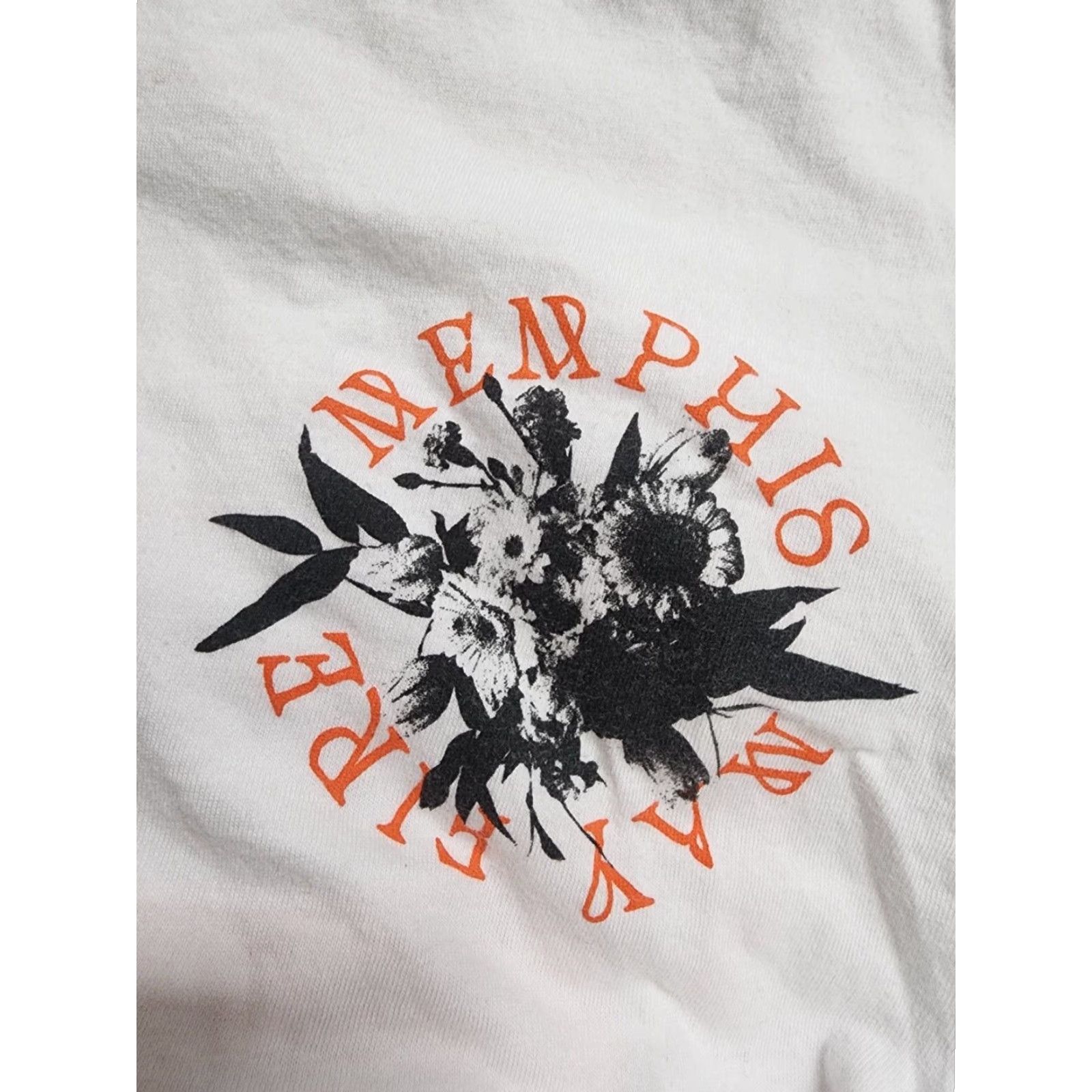 Gildan Gildan Women's Memphis May Fire Band T-Shirt Size S White Double-Sided Skull Graphic Size S / US 4 / IT 40 - 5 Thumbnail
