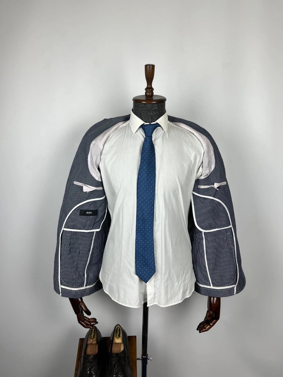 Hugo Boss Hugo Boss Men's Unlined Striped Blue White Blazer Jacket Size 38R - 8 Thumbnail