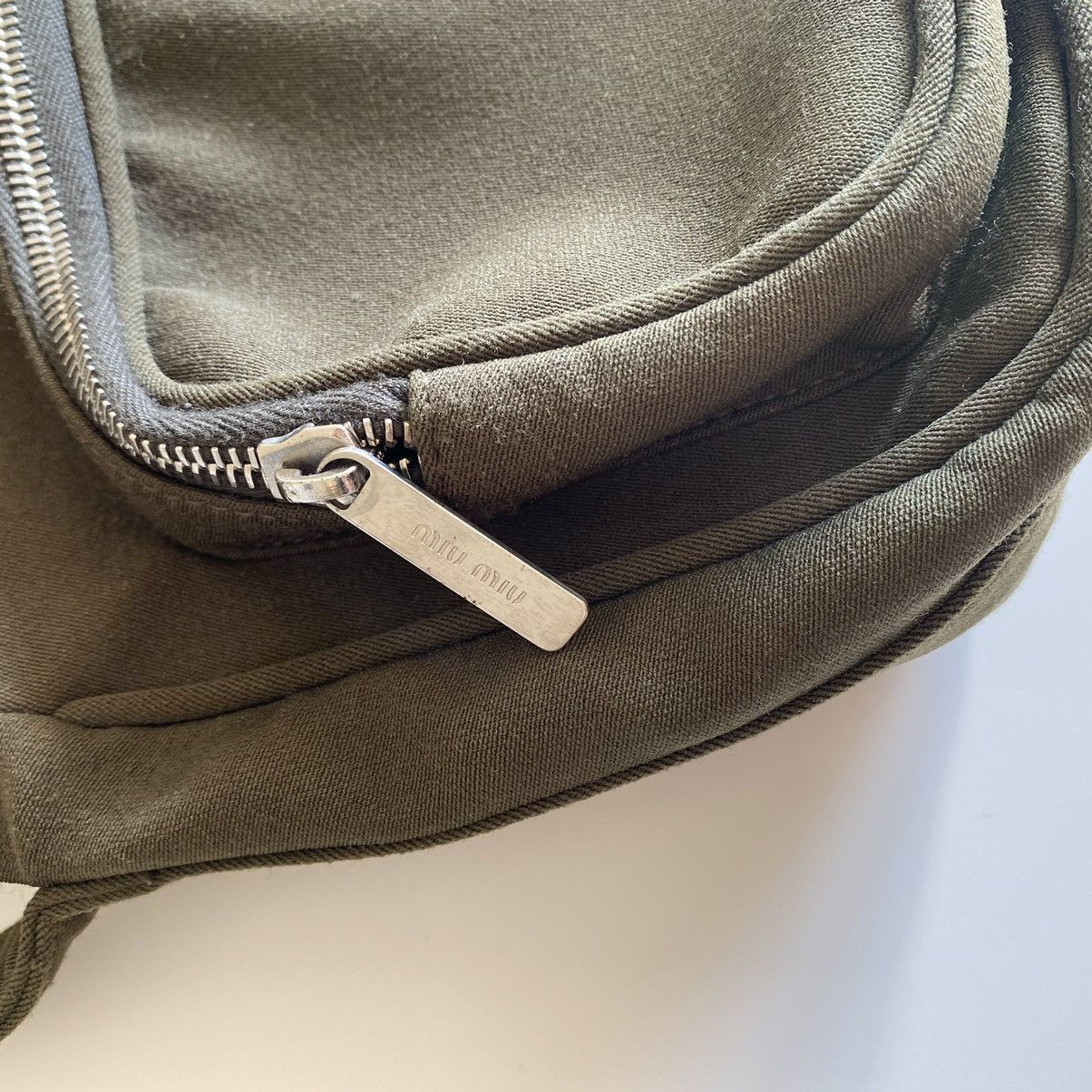 Miu Miu × Vintage Miu Miu 90s Khaki Crossbody Bag Size ONE SIZE - 5 Thumbnail