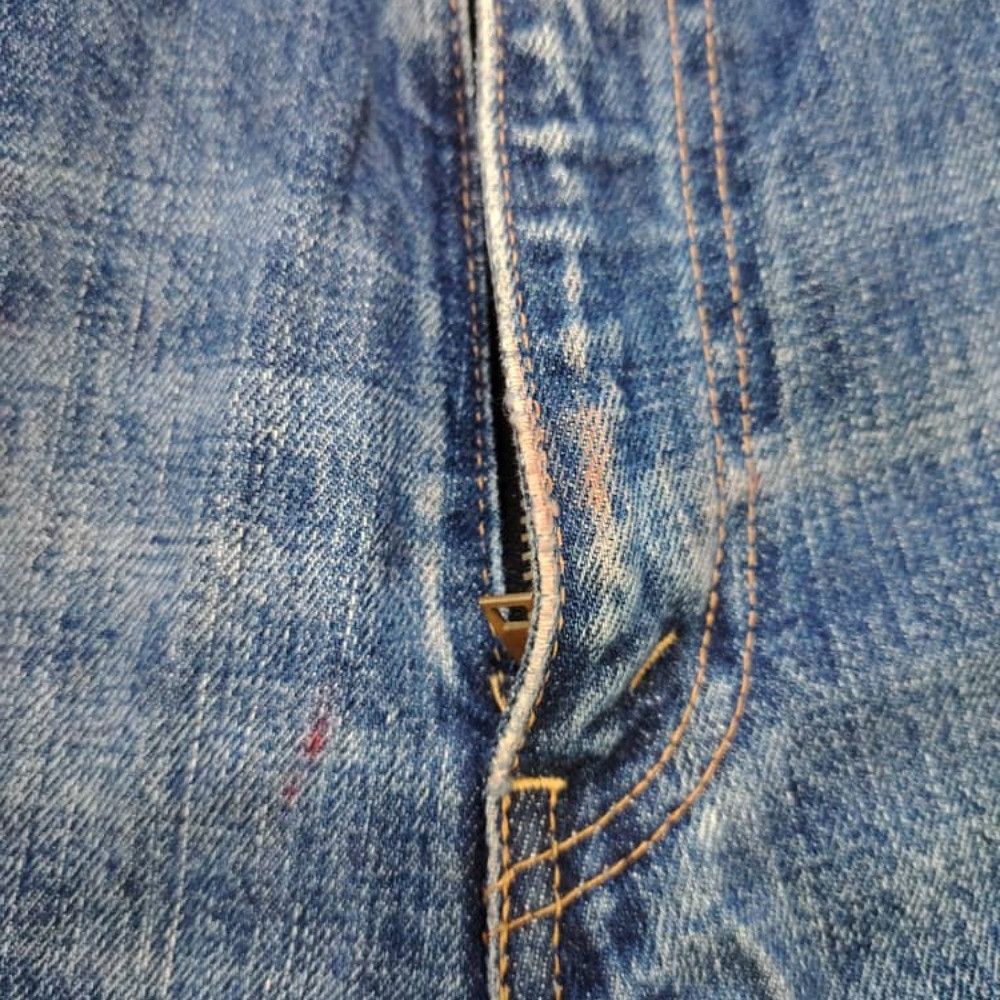 Levi's Vintage Levi’s 502 Big E Japan Selvedge J22 Button Size US 30 / EU 46 - 9 Thumbnail