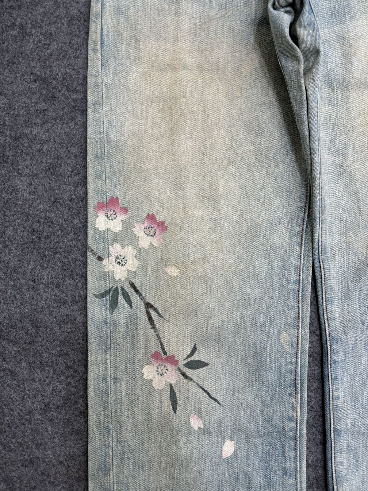 Japanese Brand 💥Denim Art💥ZEN Kyoto Style Japan Faded Floral Denim F569 Size US 30 / EU 46 - 7 Thumbnail
